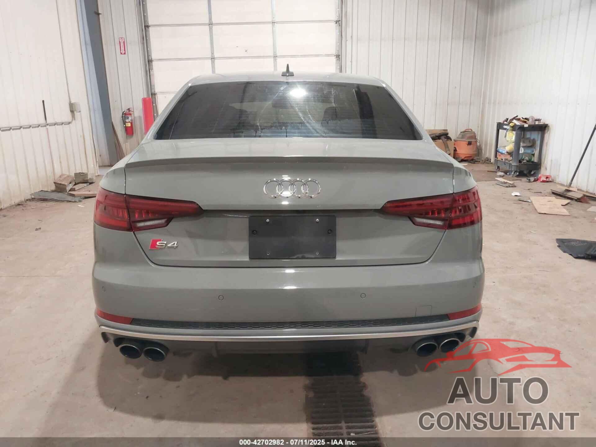 AUDI S4 2019 - WAUB4AF43KA005782