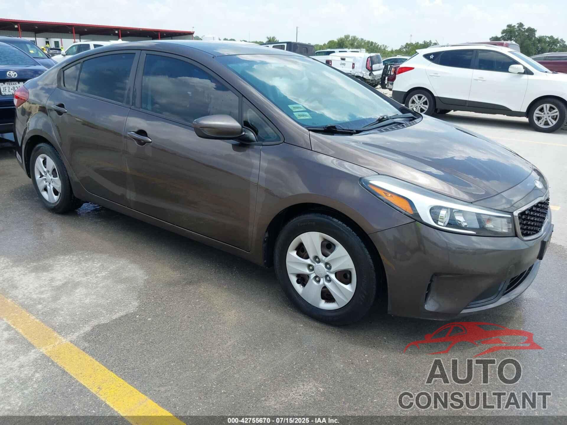 KIA FORTE 2018 - 3KPFL4A77JE175309