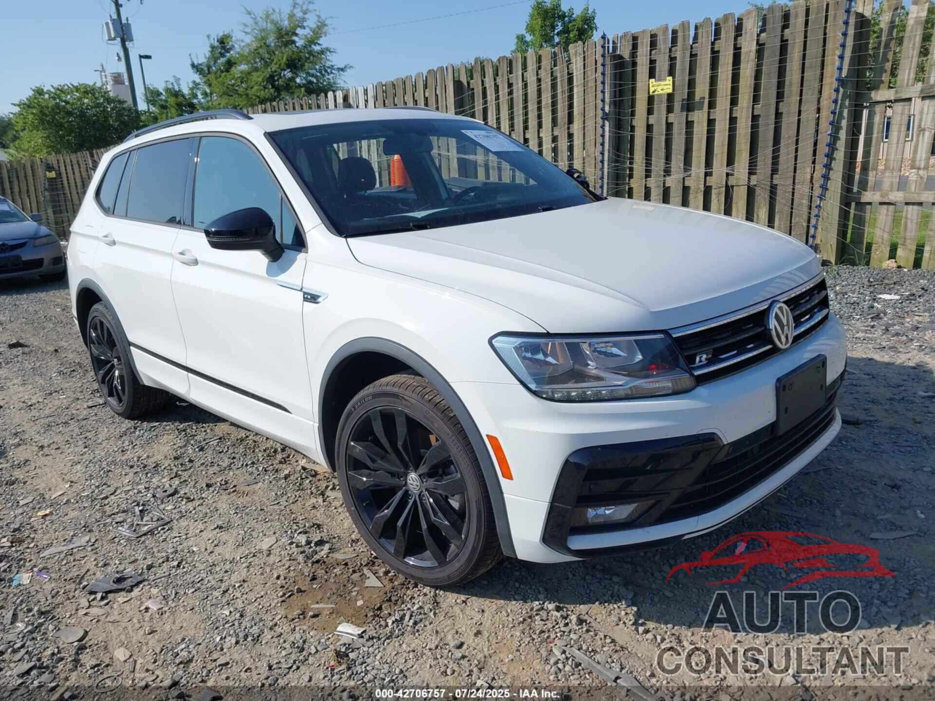 VOLKSWAGEN TIGUAN 2021 - 3VV2B7AX1MM111619