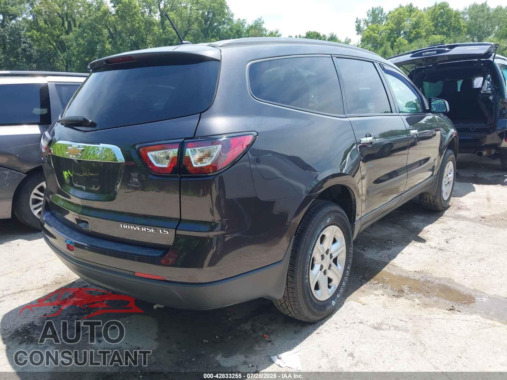 CHEVROLET TRAVERSE 2015 - 1GNKRFKD6FJ366363