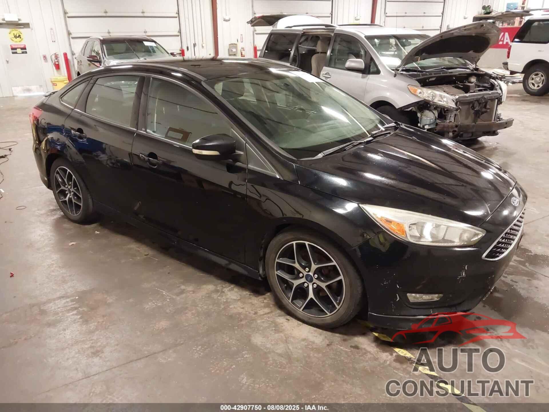 FORD FOCUS 2016 - 1FADP3F2XGL262601