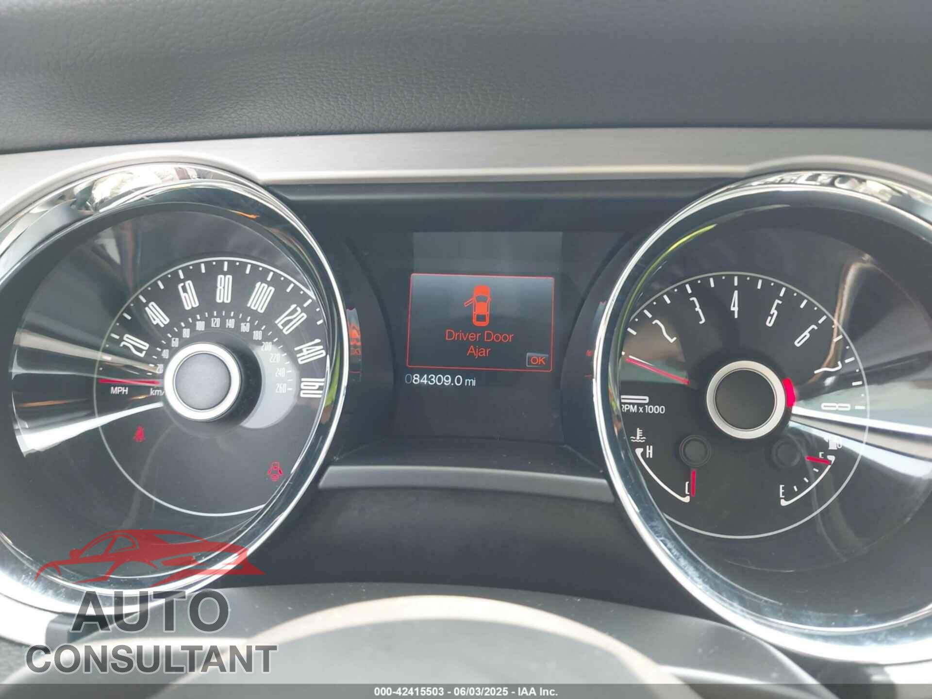 FORD MUSTANG 2014 - 1ZVBP8AM8E5277409