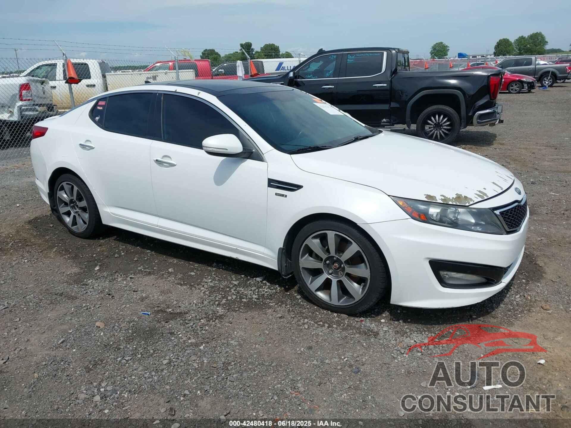 KIA OPTIMA 2012 - 5XXGR4A62CG061691