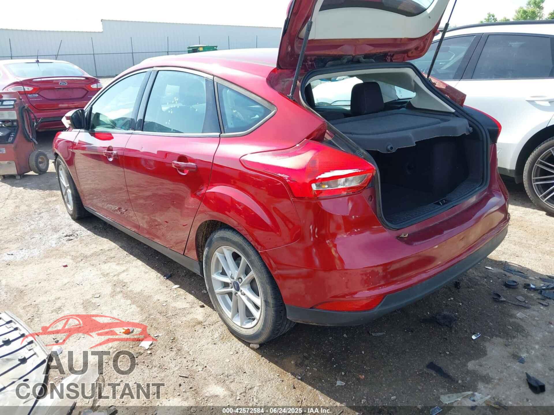 FORD FOCUS 2017 - 1FADP3K28HL229961