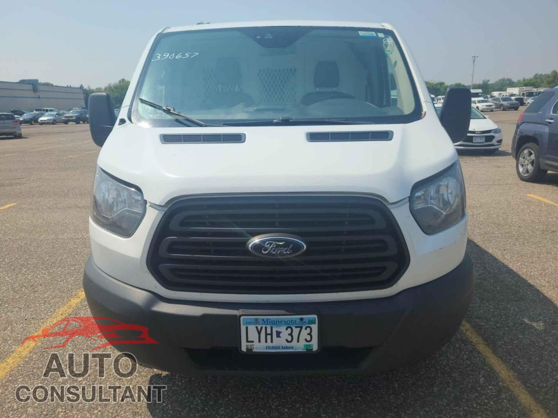FORD TRANSIT 2017 - 1FTYE1YM1HKA82547