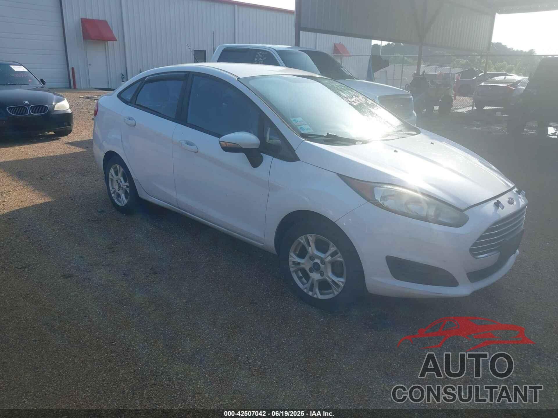 FORD FIESTA 2015 - 3FADP4BJ5FM160297