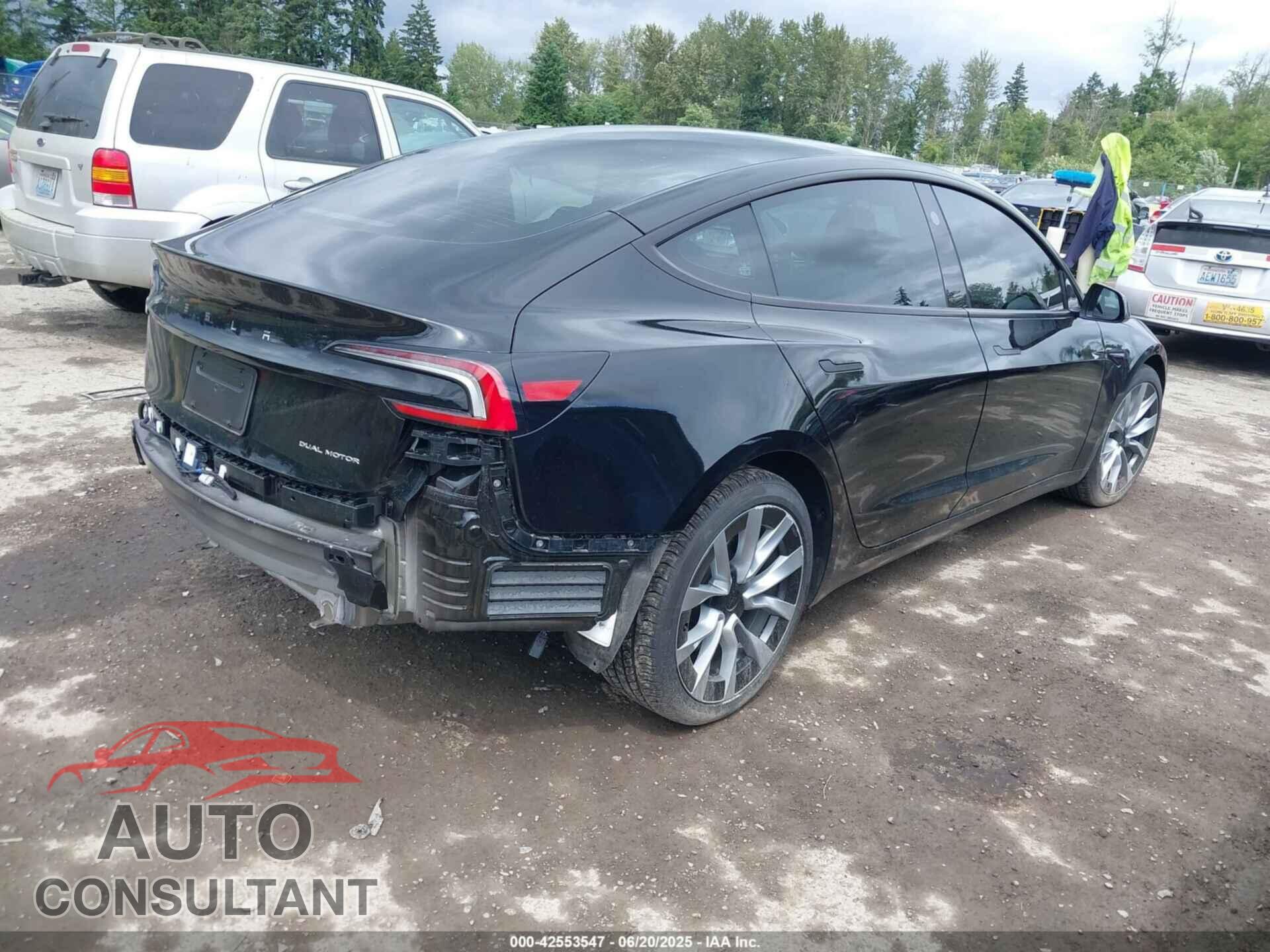 TESLA MODEL 3 2024 - 5YJ3E1EB6RF797223