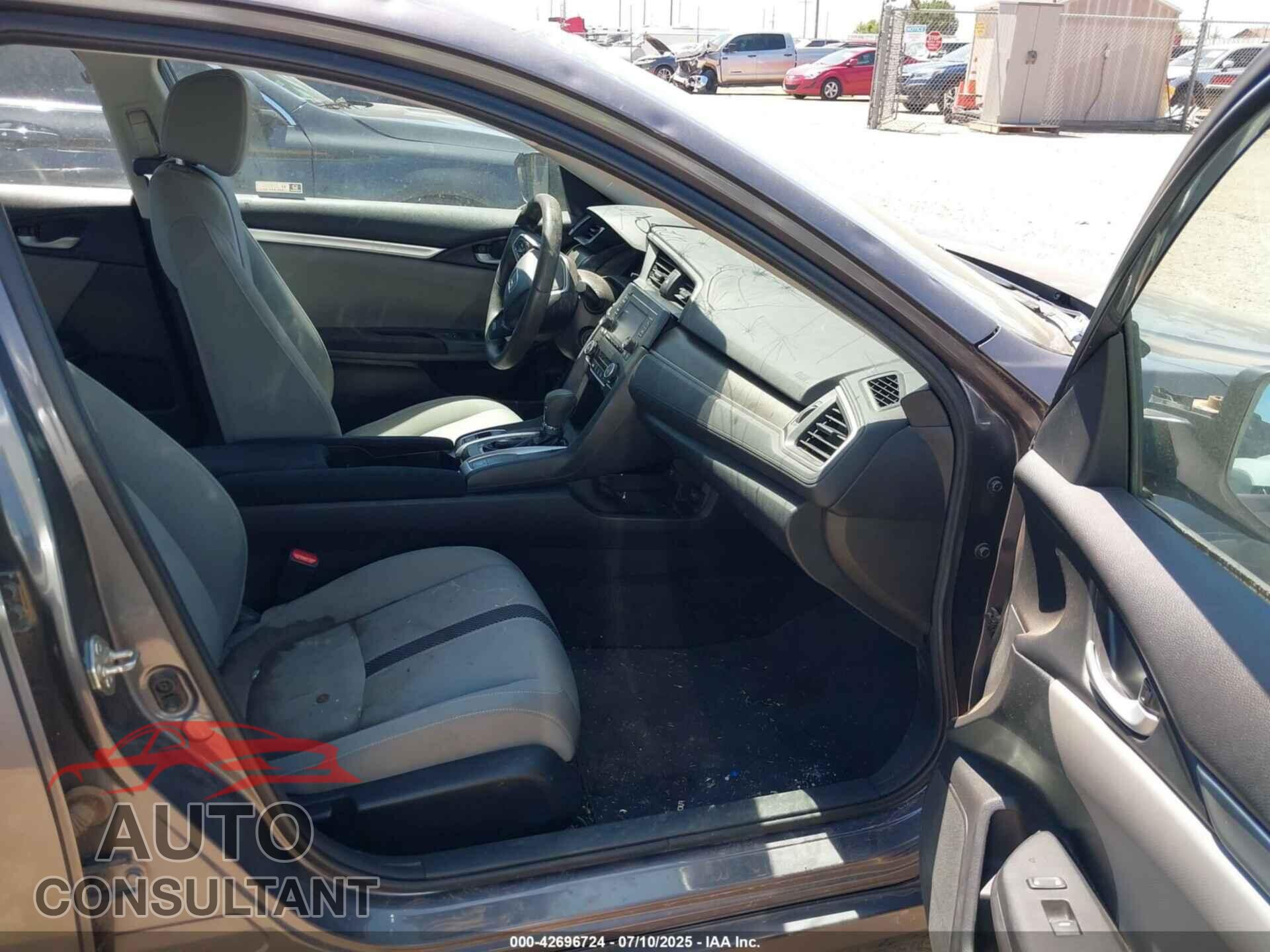 HONDA CIVIC 2019 - 2HGFC2F64KH516404