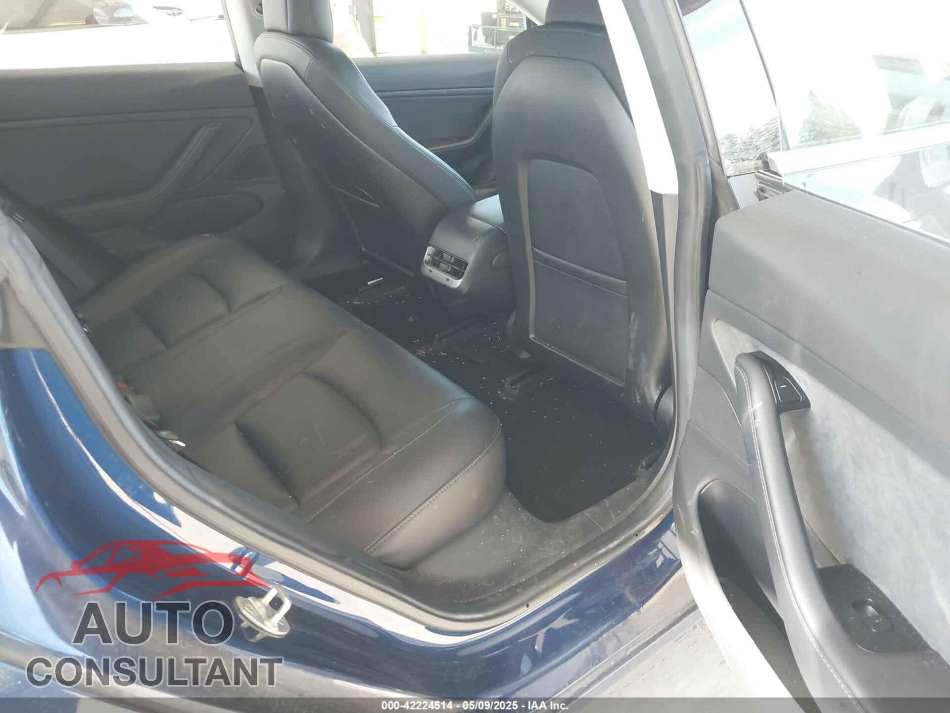 TESLA MODEL 3 2018 - 5YJ3E1EA6JF041970