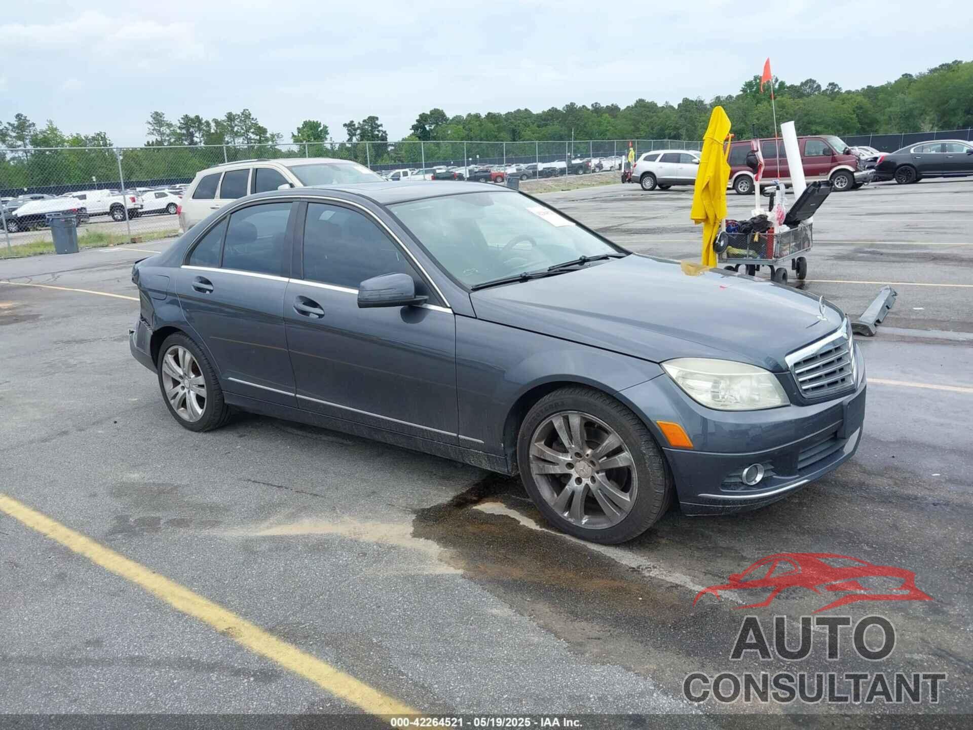 MERCEDES-BENZ C 300 2010 - WDDGF8BB9AR108386