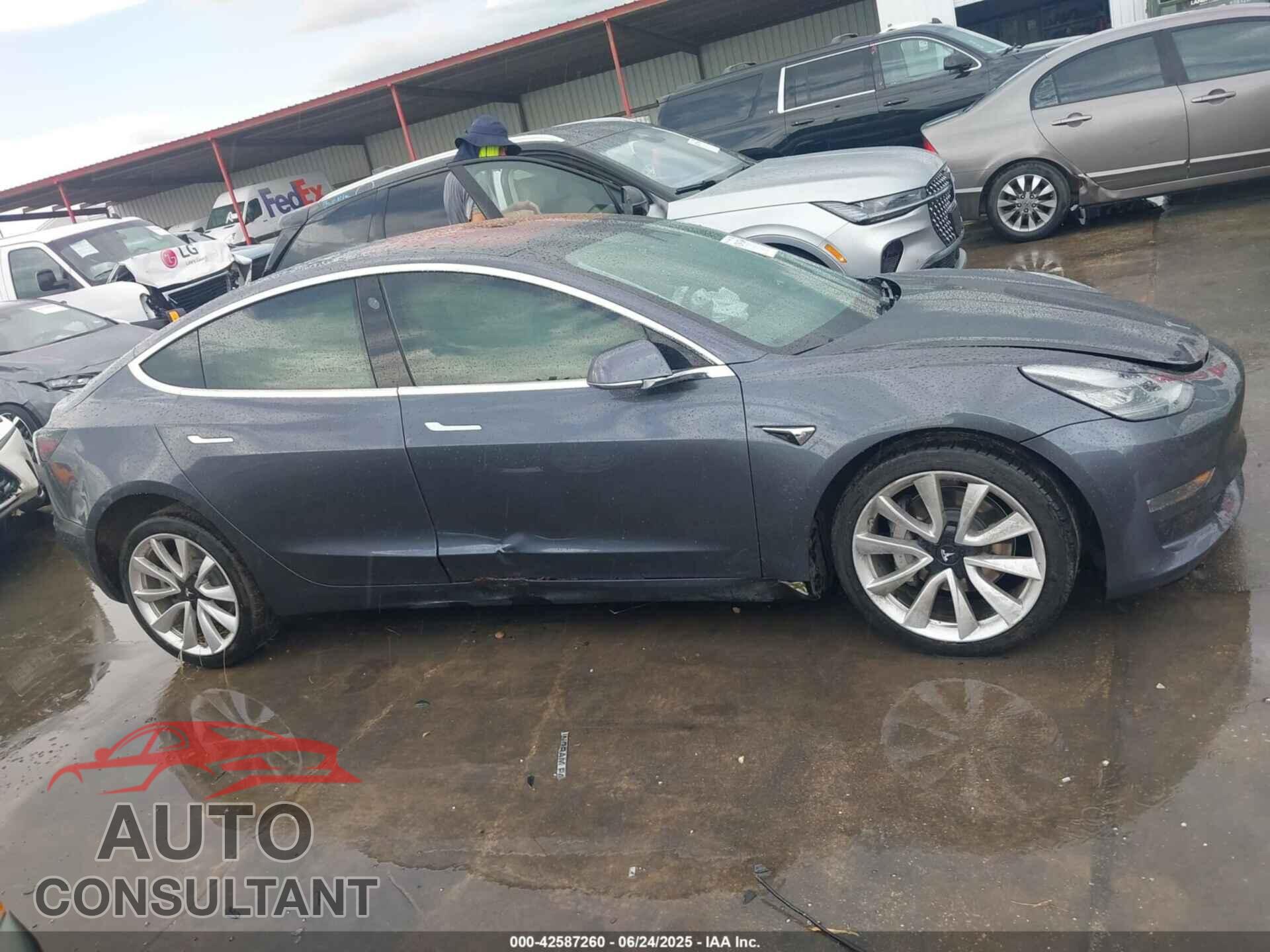TESLA MODEL 3 2019 - 5YJ3E1EA0KF324401