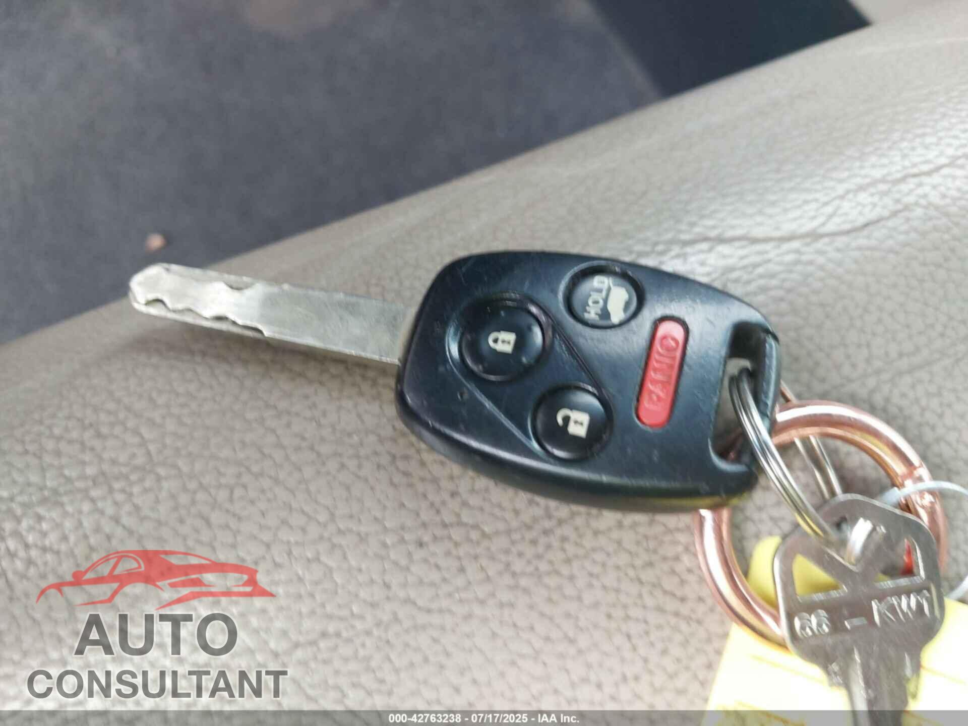 HONDA PILOT 2013 - 5FNYF4H58DB017760