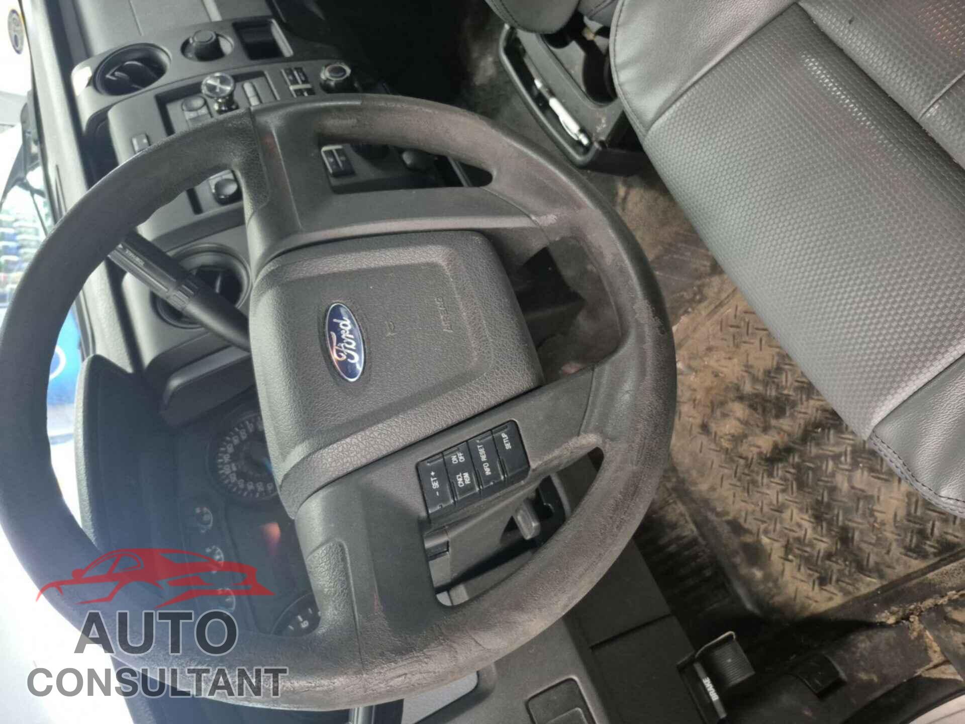 FORD F150 2014 - 1FTMF1CM2EKE73396