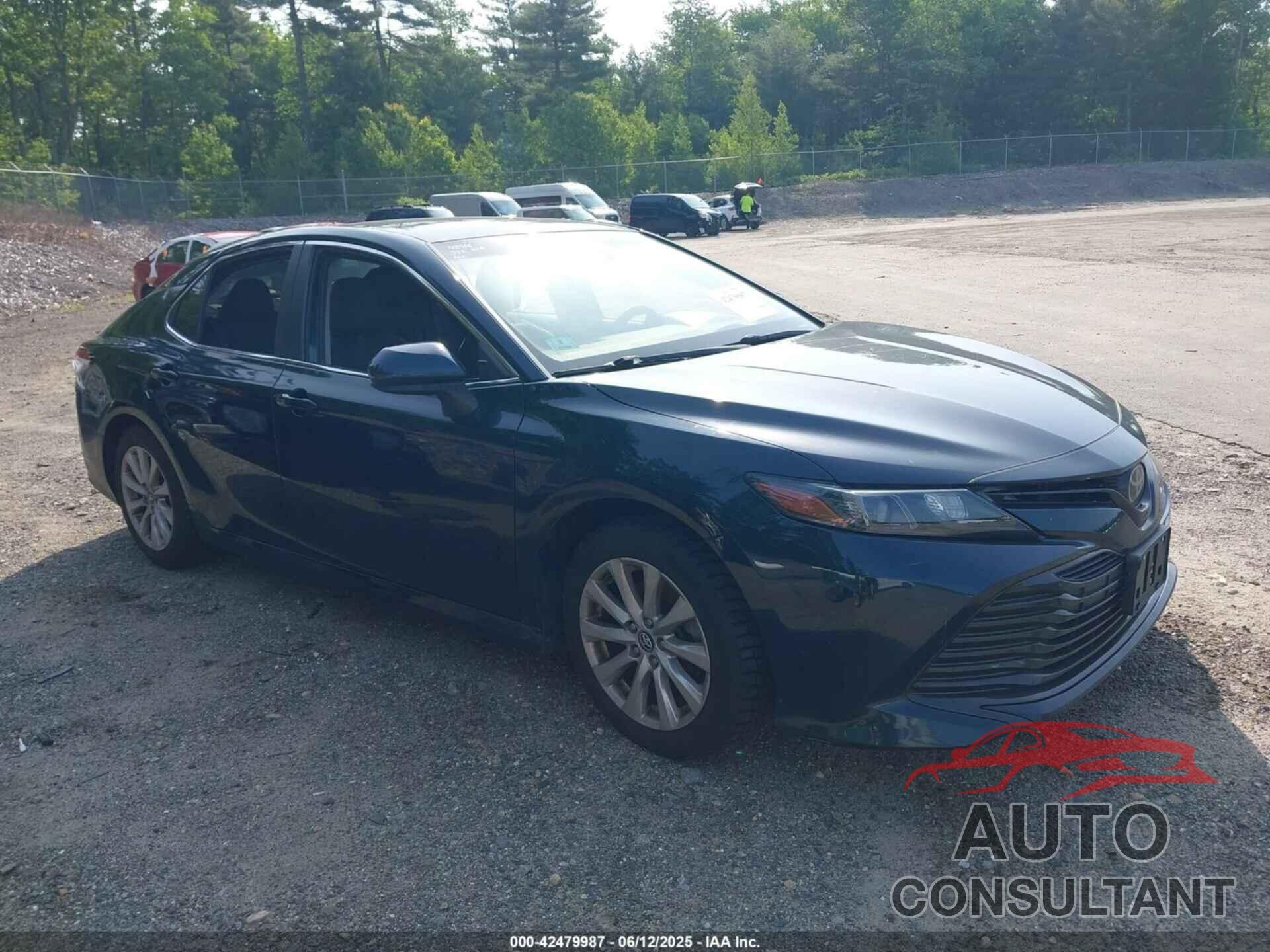 TOYOTA CAMRY 2018 - 4T1B11HK6JU534692