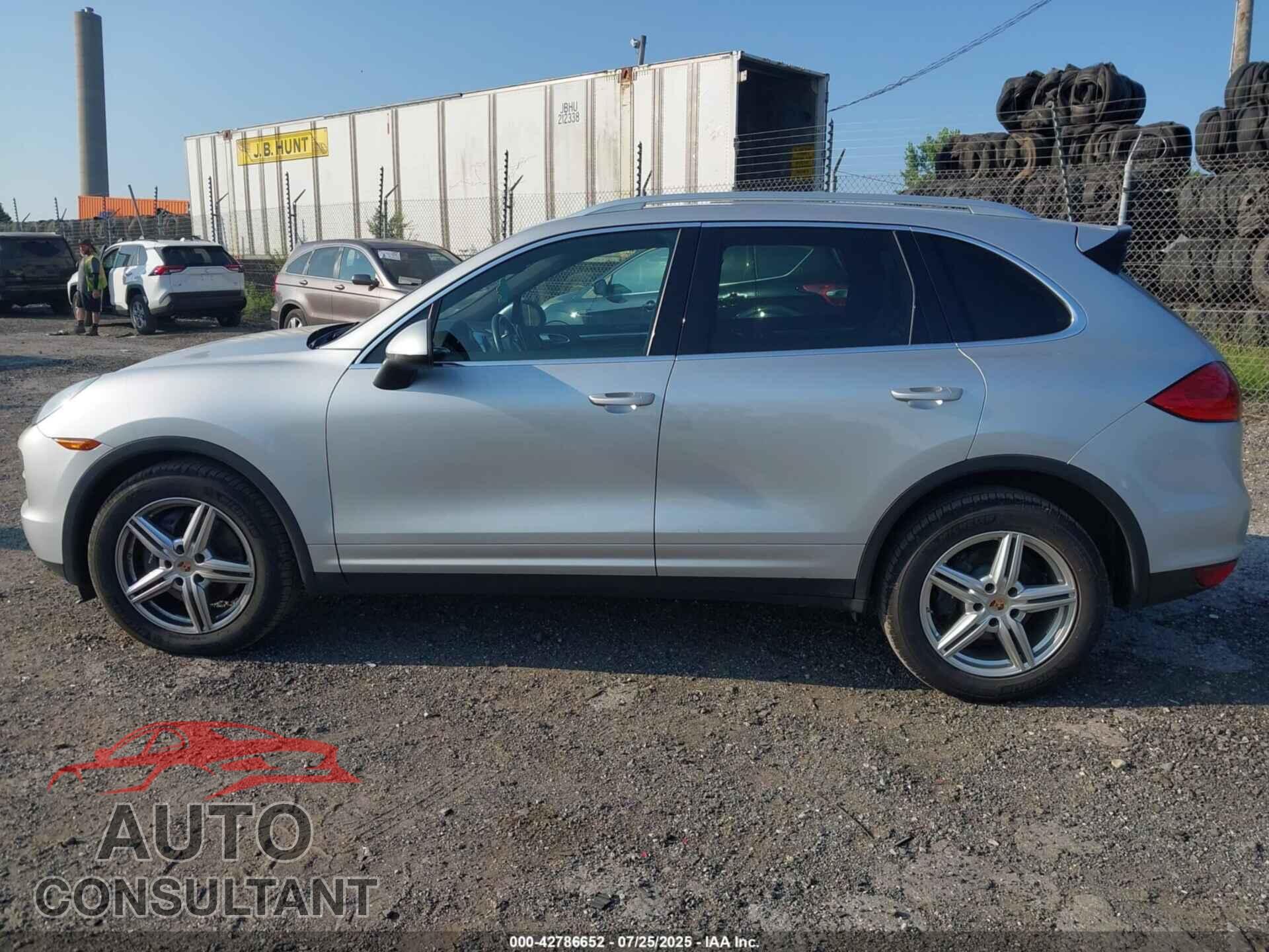 PORSCHE CAYENNE 2014 - WP1AA2A28ELA07344