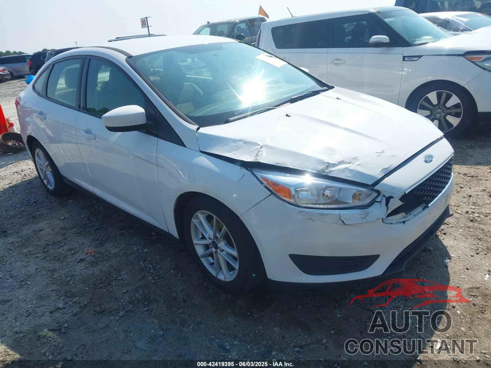 FORD FOCUS 2018 - 1FADP3F28JL317019