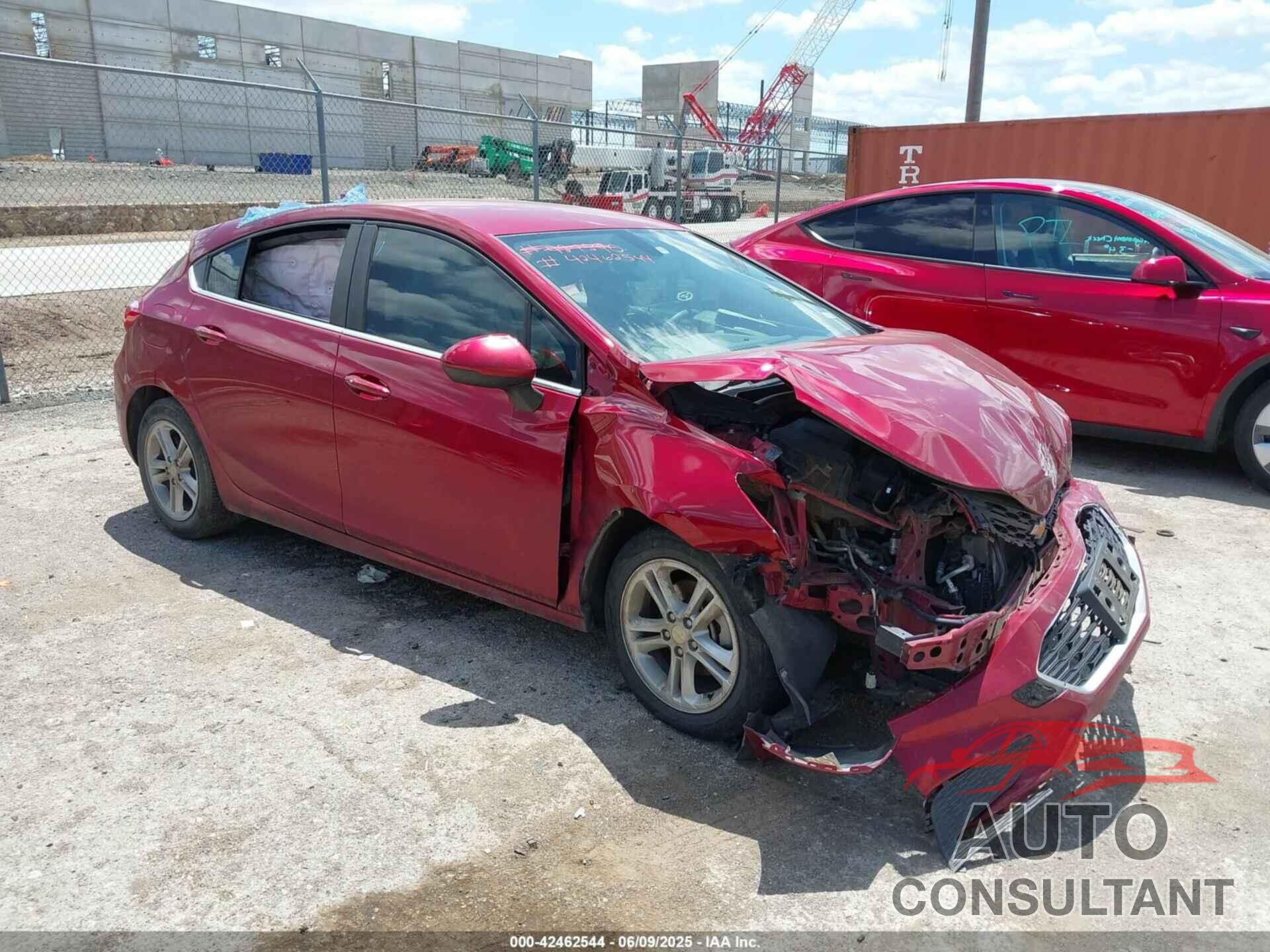 CHEVROLET CRUZE 2017 - 3G1BE6SM0HS558747