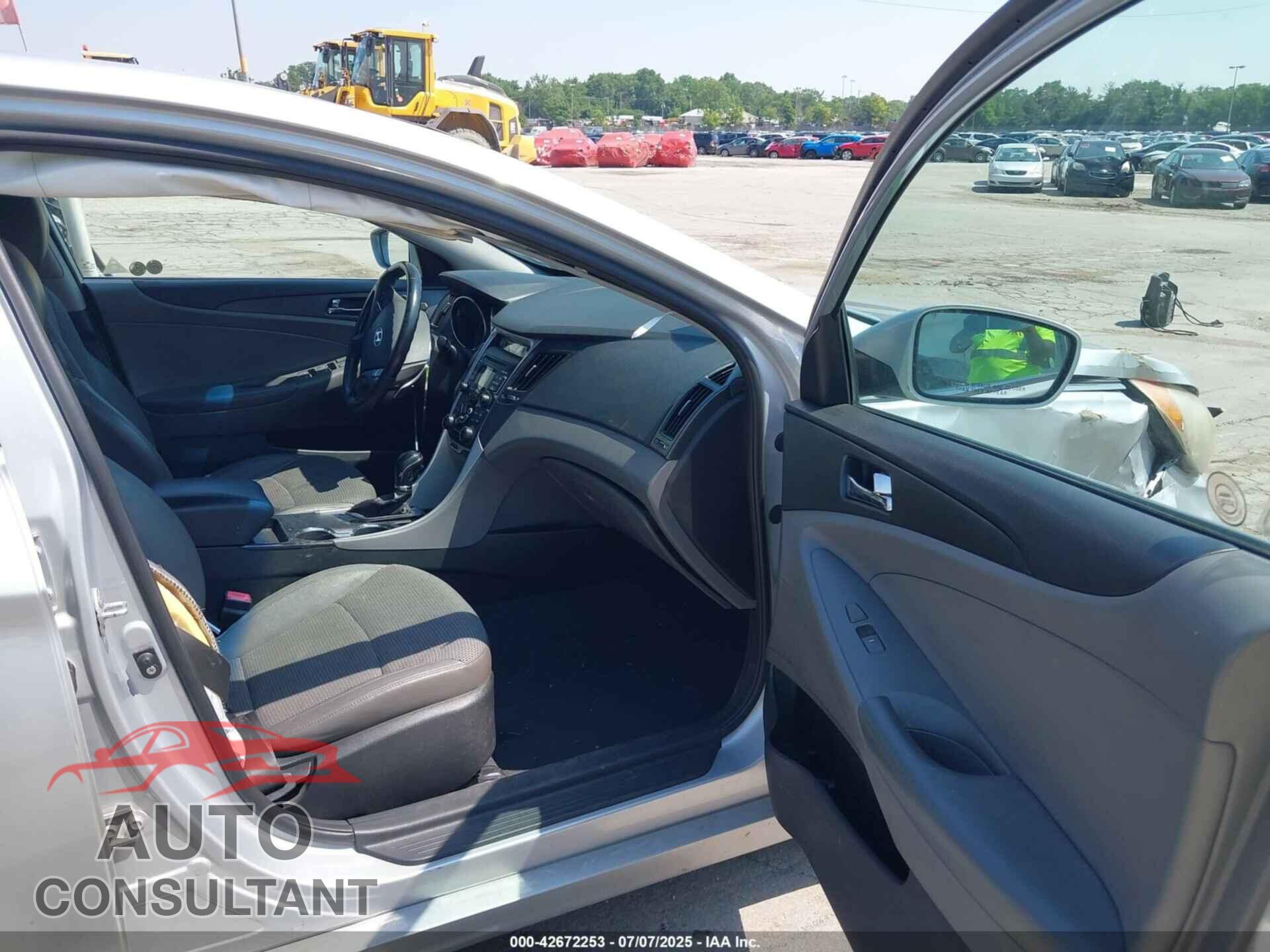 HYUNDAI SONATA 2011 - 5NPEC4AB7BH233416