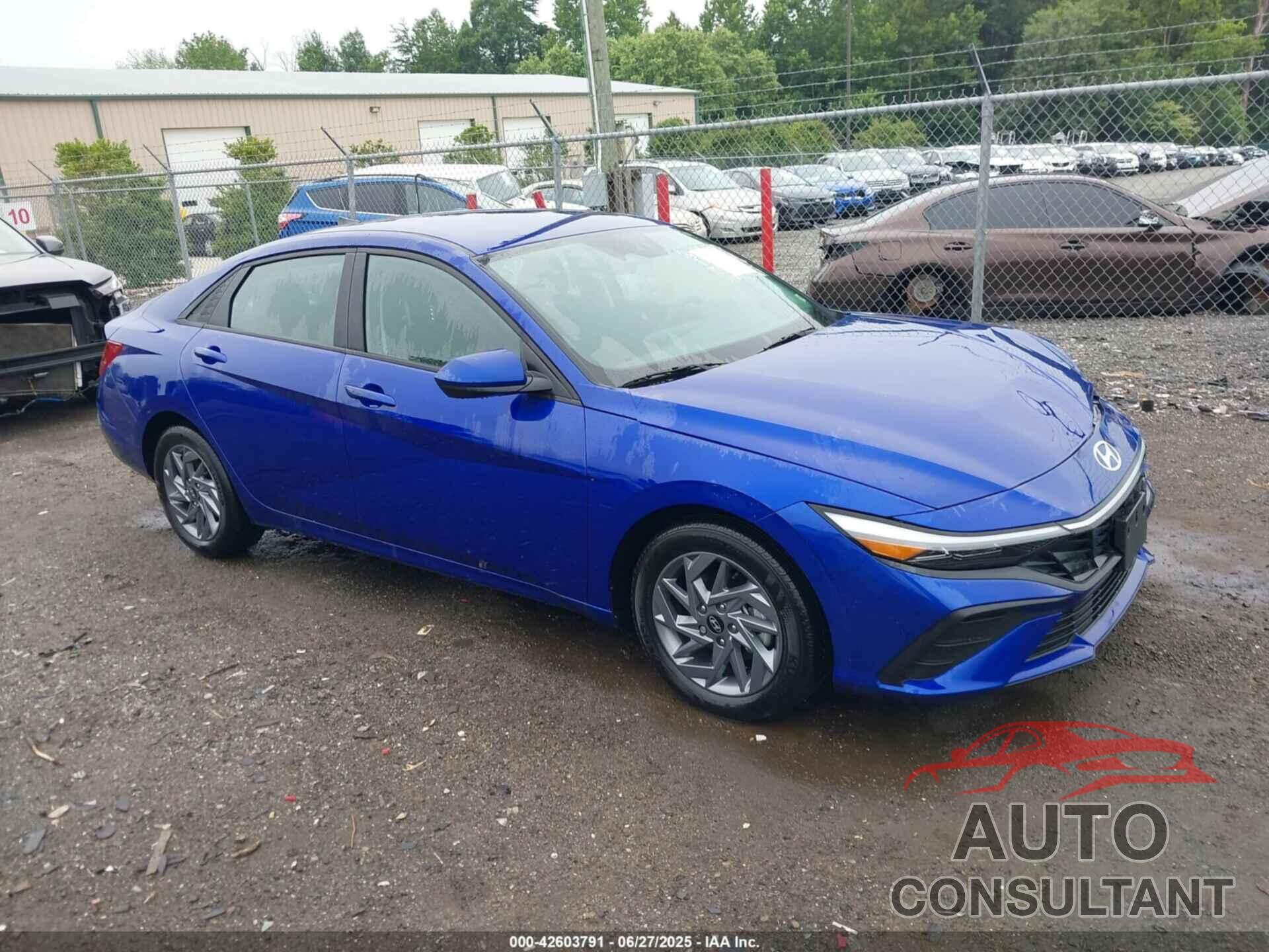 HYUNDAI ELANTRA 2024 - KMHLM4DG2RU749447