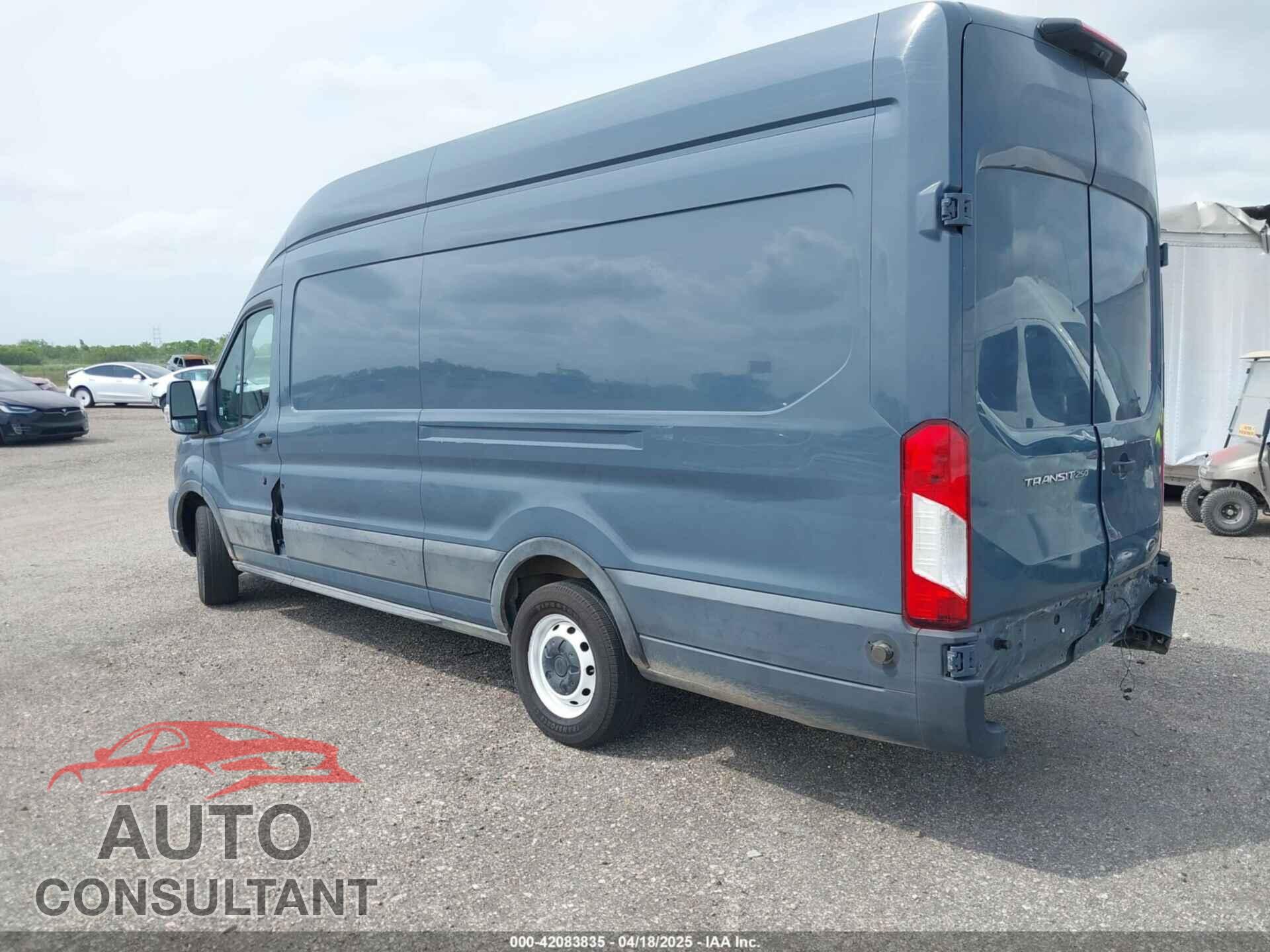 FORD TRANSIT-250 CARGO VAN 2020 - 1FTBR3X83LKA48242
