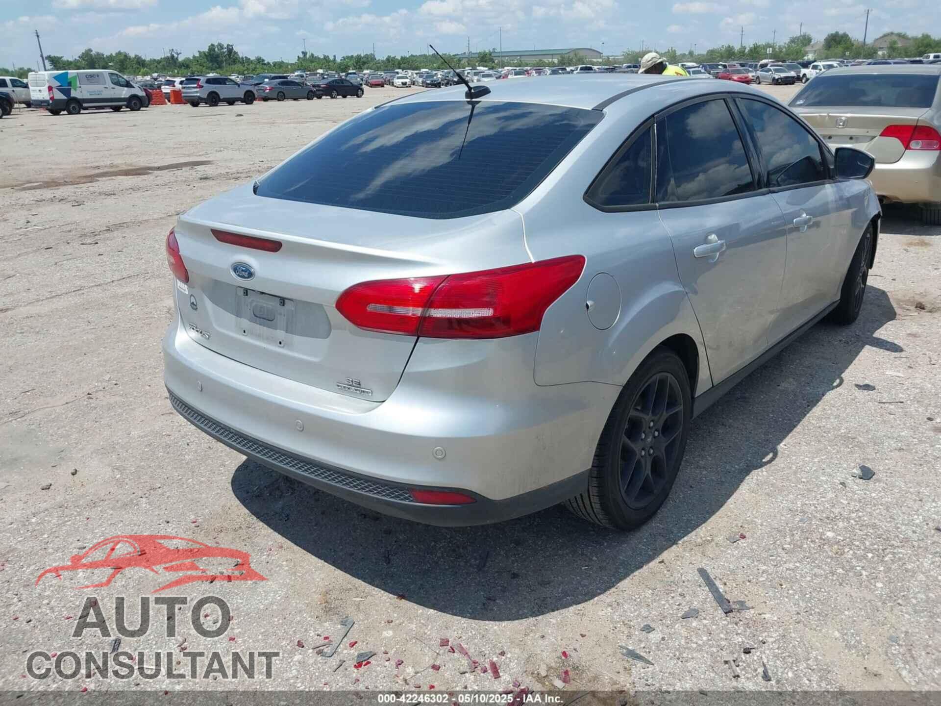 FORD FOCUS 2016 - 1FADP3F22GL298976