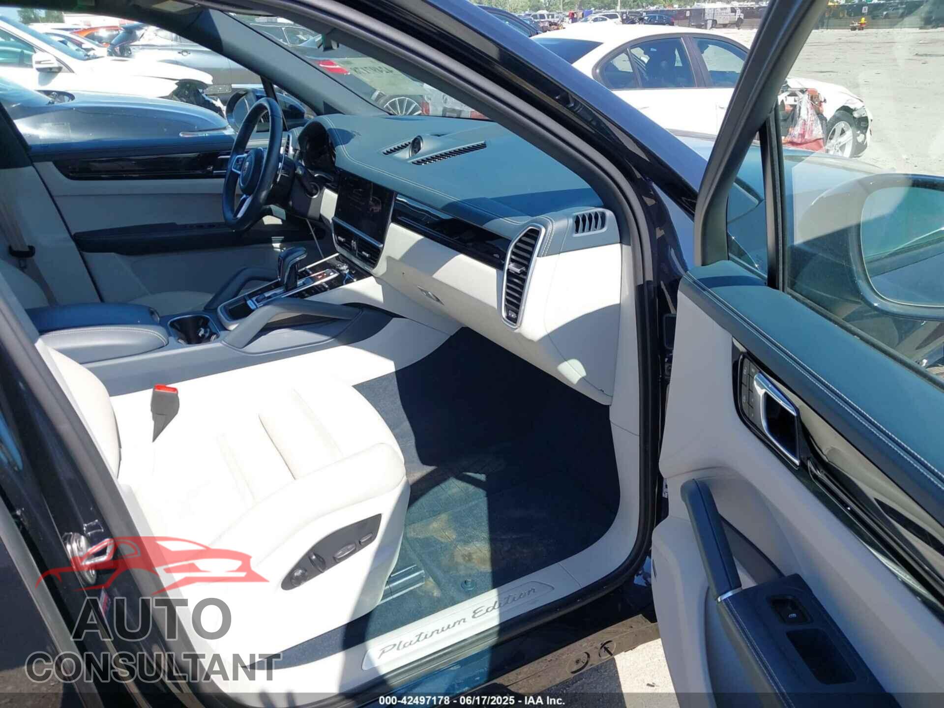 PORSCHE CAYENNE 2023 - WP1AA2AY8PDA07863