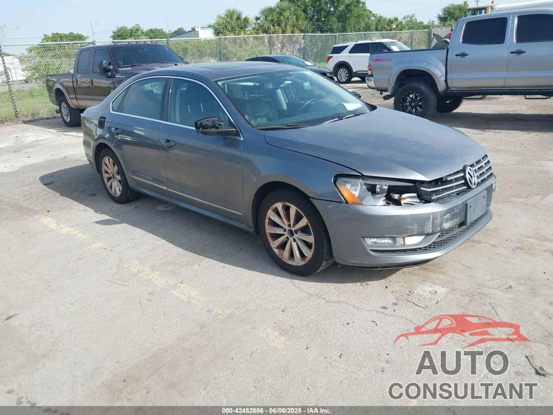 VOLKSWAGEN PASSAT 2013 - 1VWCP7A35DC013404