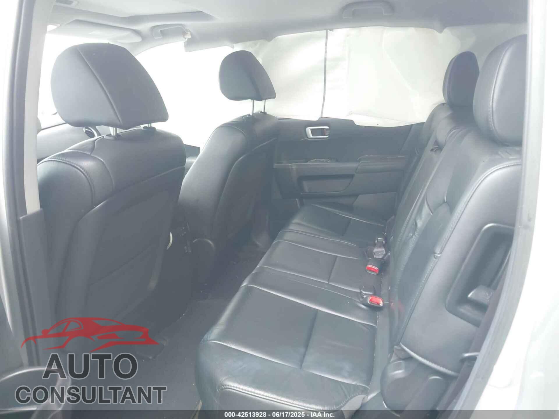 HONDA PILOT 2014 - 5FNYF4H79EB009136