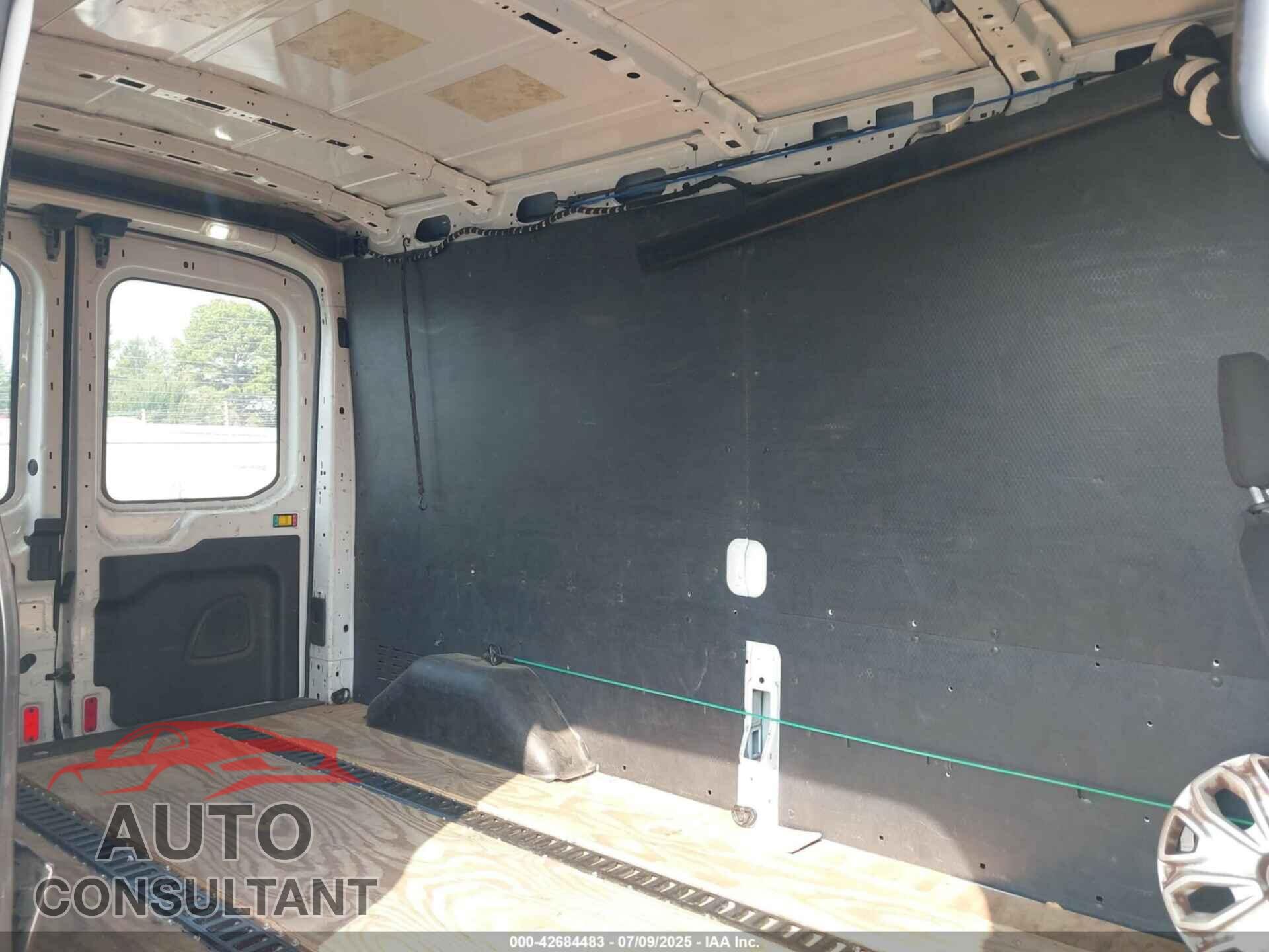 FORD TRANSIT-250 2019 - 1FTYR2CM6KKA87249