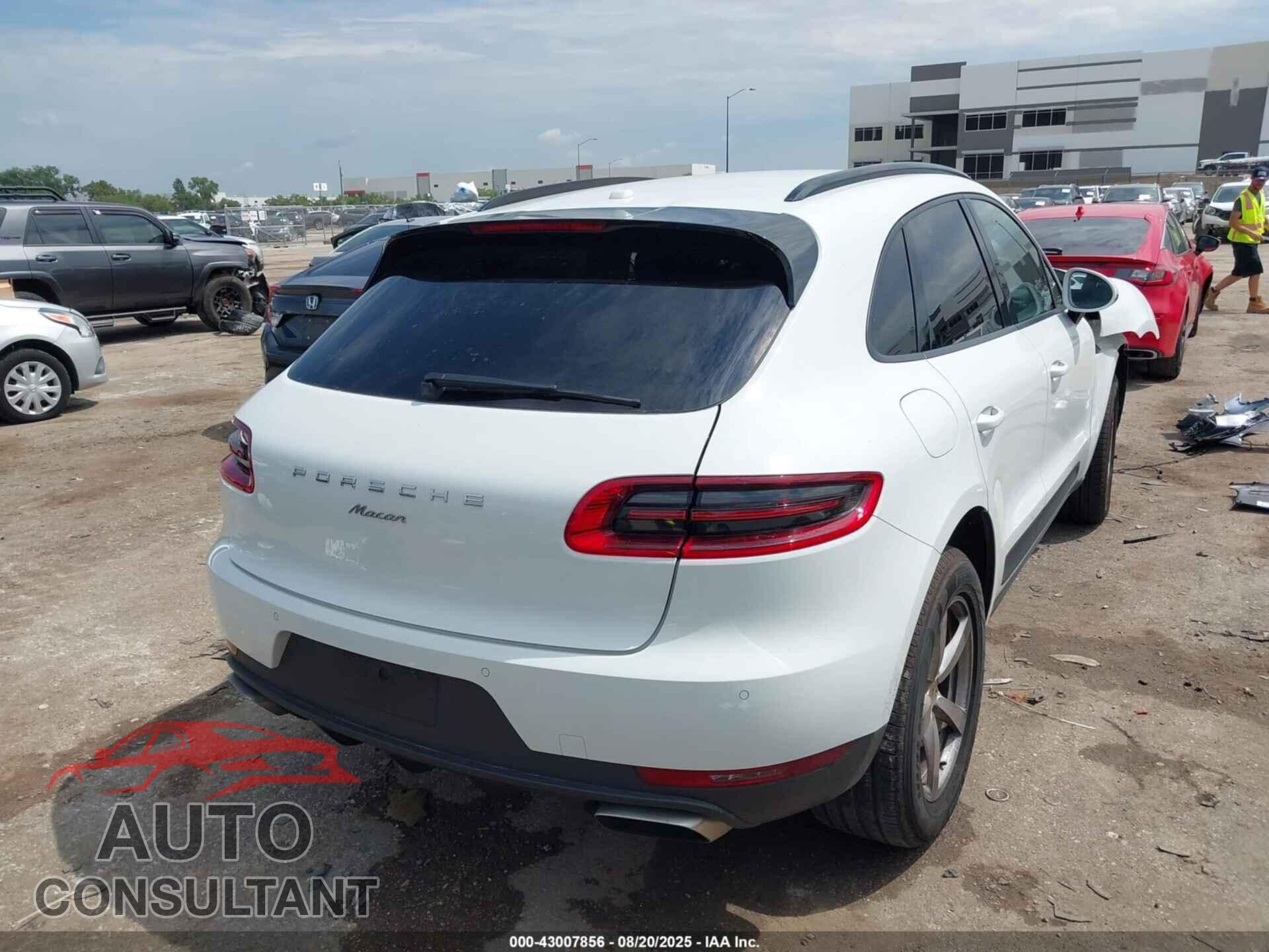 PORSCHE MACAN 2018 - WP1AA2A53JLB09882