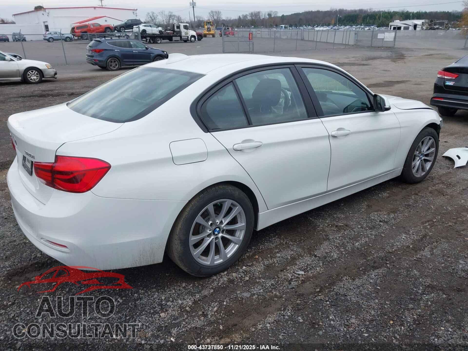 BMW 320I 2018 - WBA8A3C53JA492475