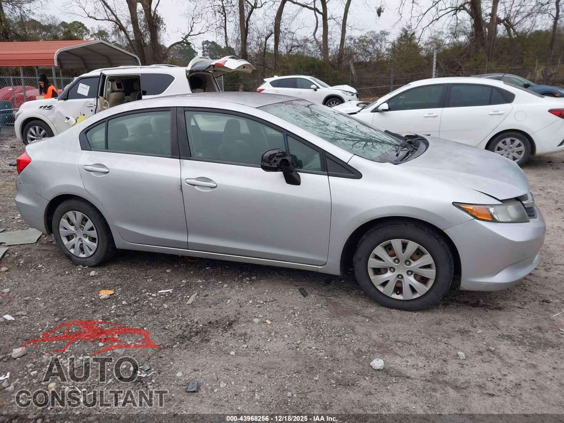 HONDA CIVIC 2012 - 2HGFB2F56CH331783