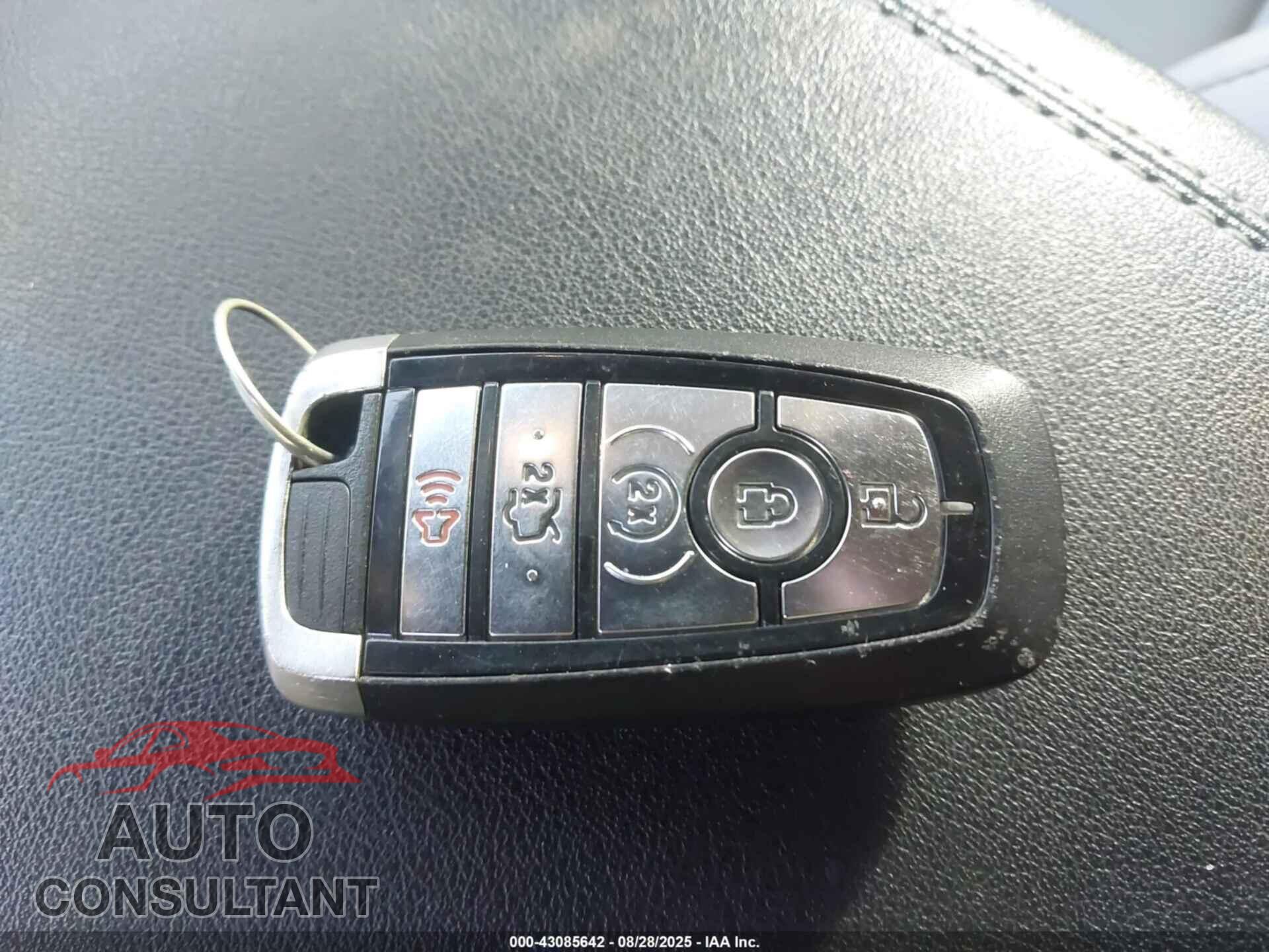 FORD EDGE 2017 - 2FMPK3K90HBC51466