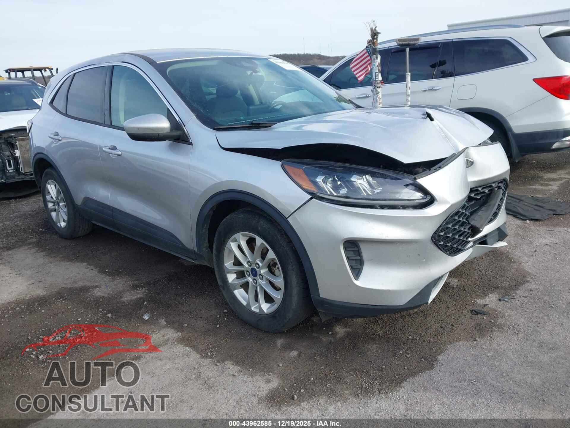 FORD ESCAPE 2020 - 1FMCU0G62LUA55098