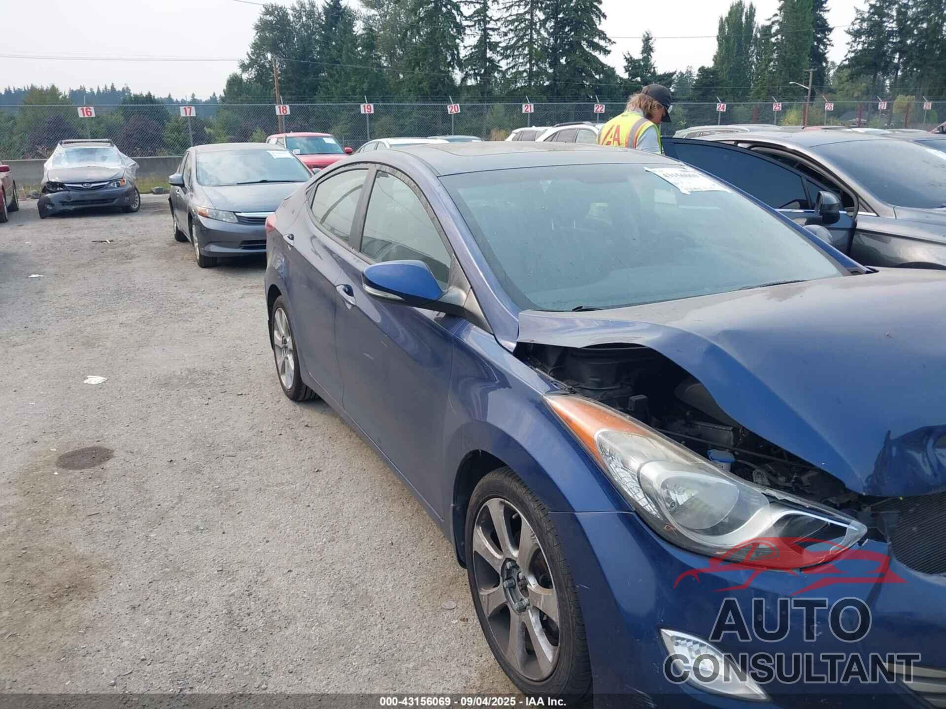 HYUNDAI ELANTRA 2013 - KMHDH4AE4DU797228