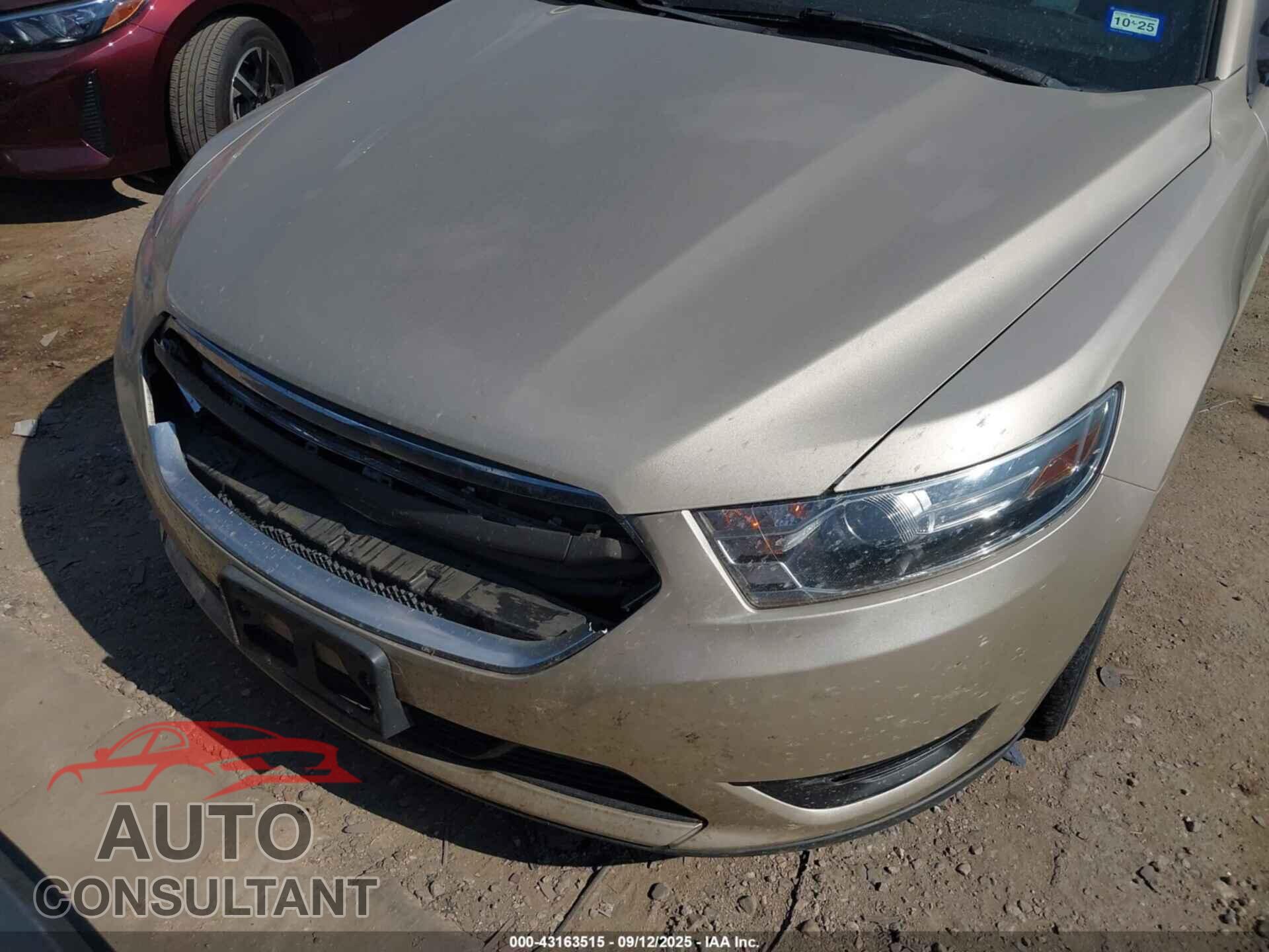 FORD TAURUS 2017 - 1FAHP2E80HG122553