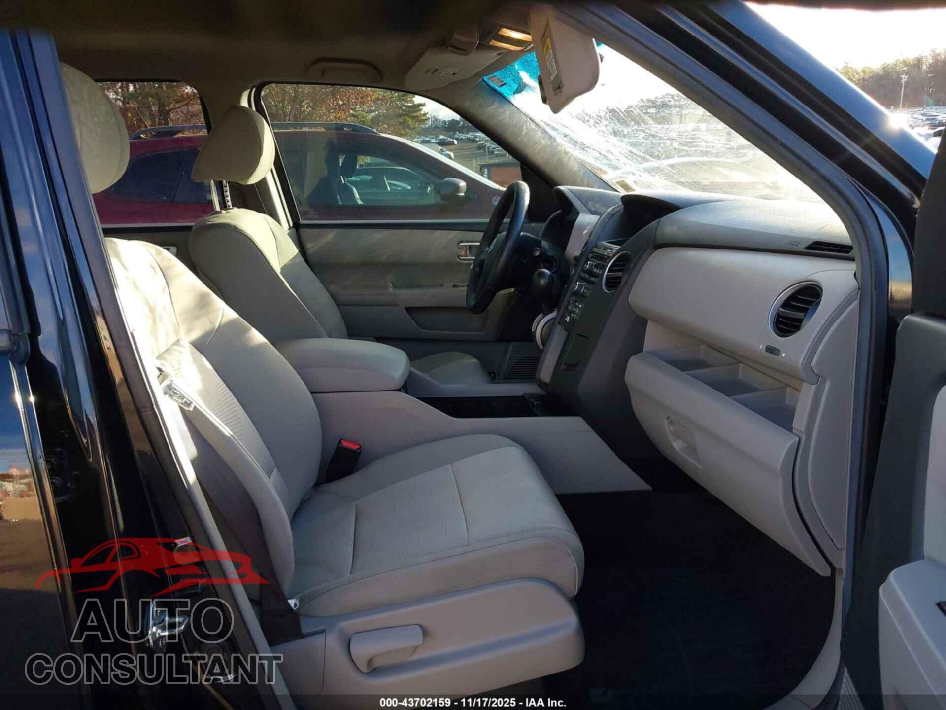 HONDA PILOT 2012 - 5FNYF4H21CB032895