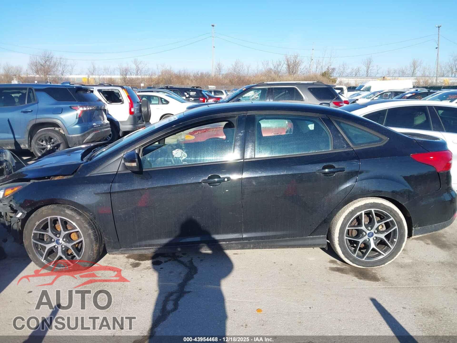 FORD FOCUS 2017 - 1FADP3H29HL224971