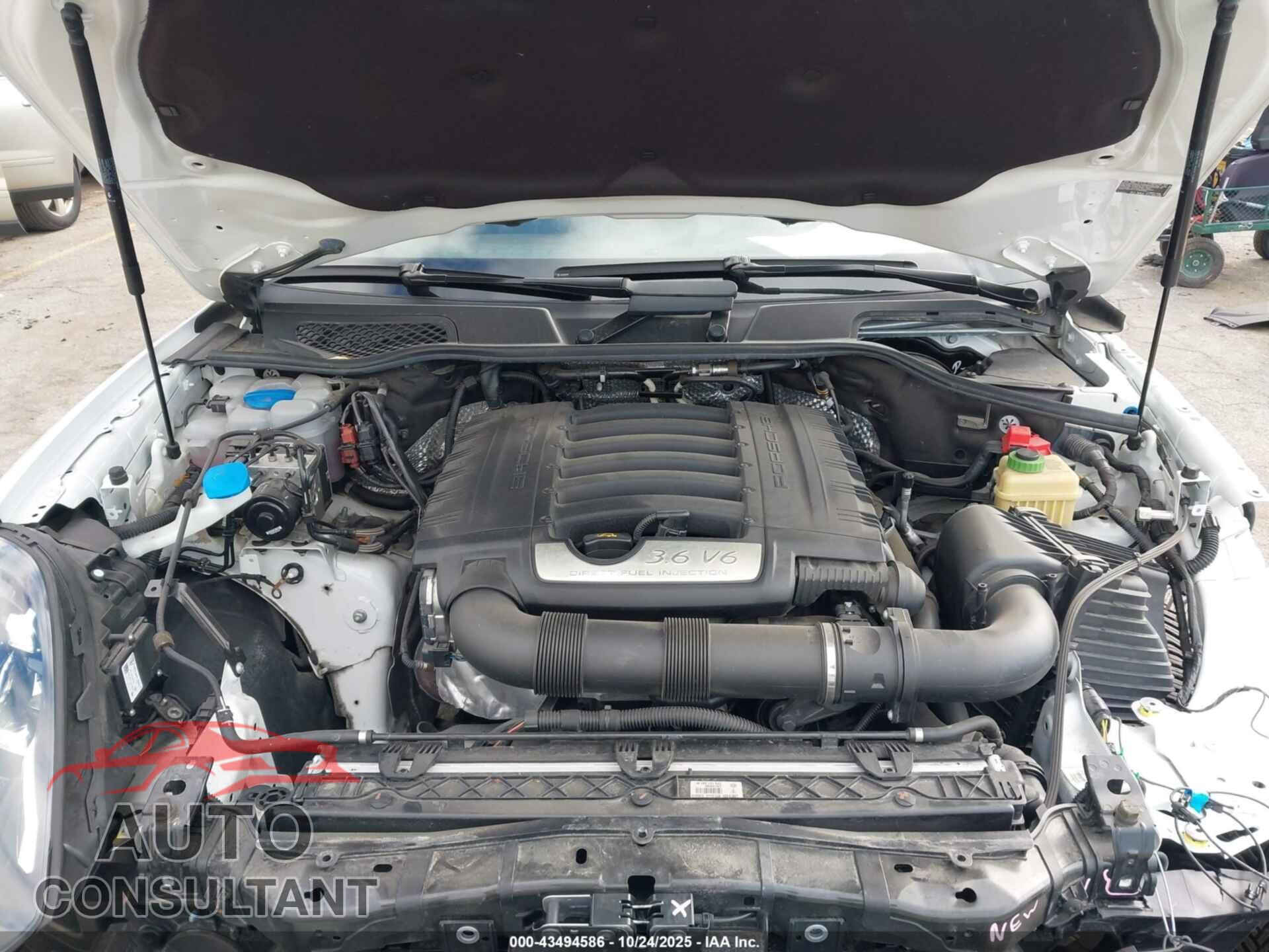 PORSCHE CAYENNE 2017 - WP1AA2A25HKA82870