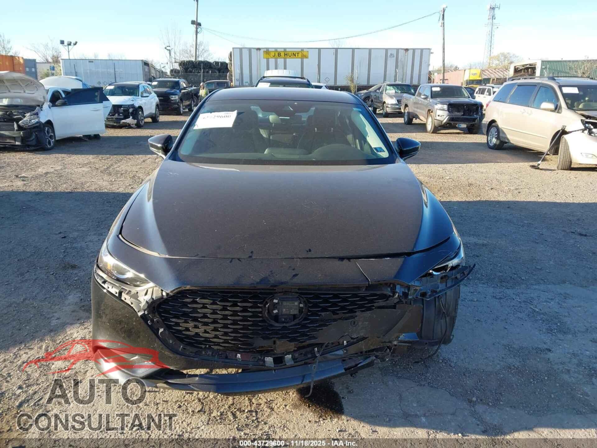 MAZDA MAZDA3 2019 - 3MZBPADL3KM105322