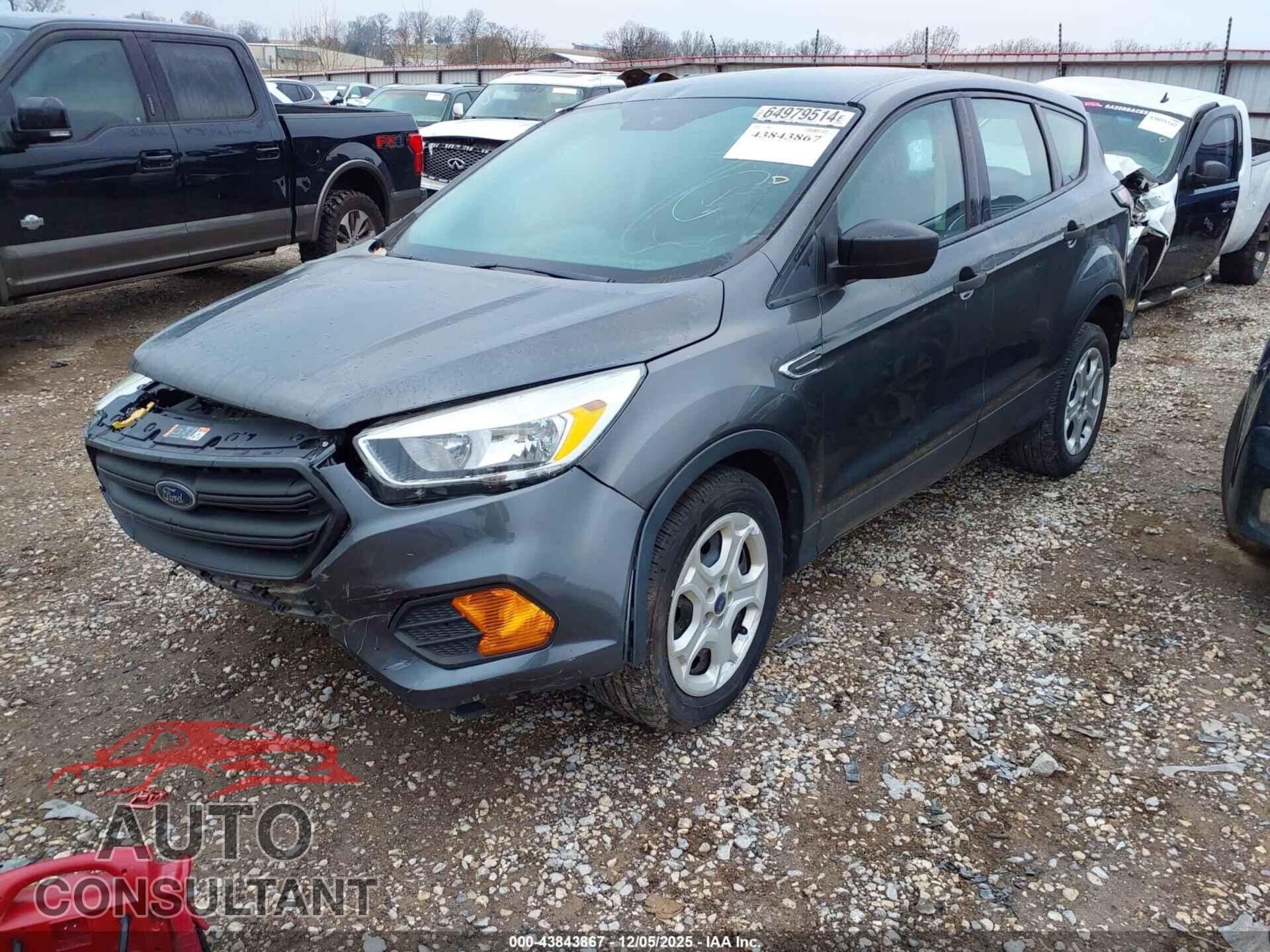 FORD ESCAPE 2017 - 1FMCU0F77HUB96086