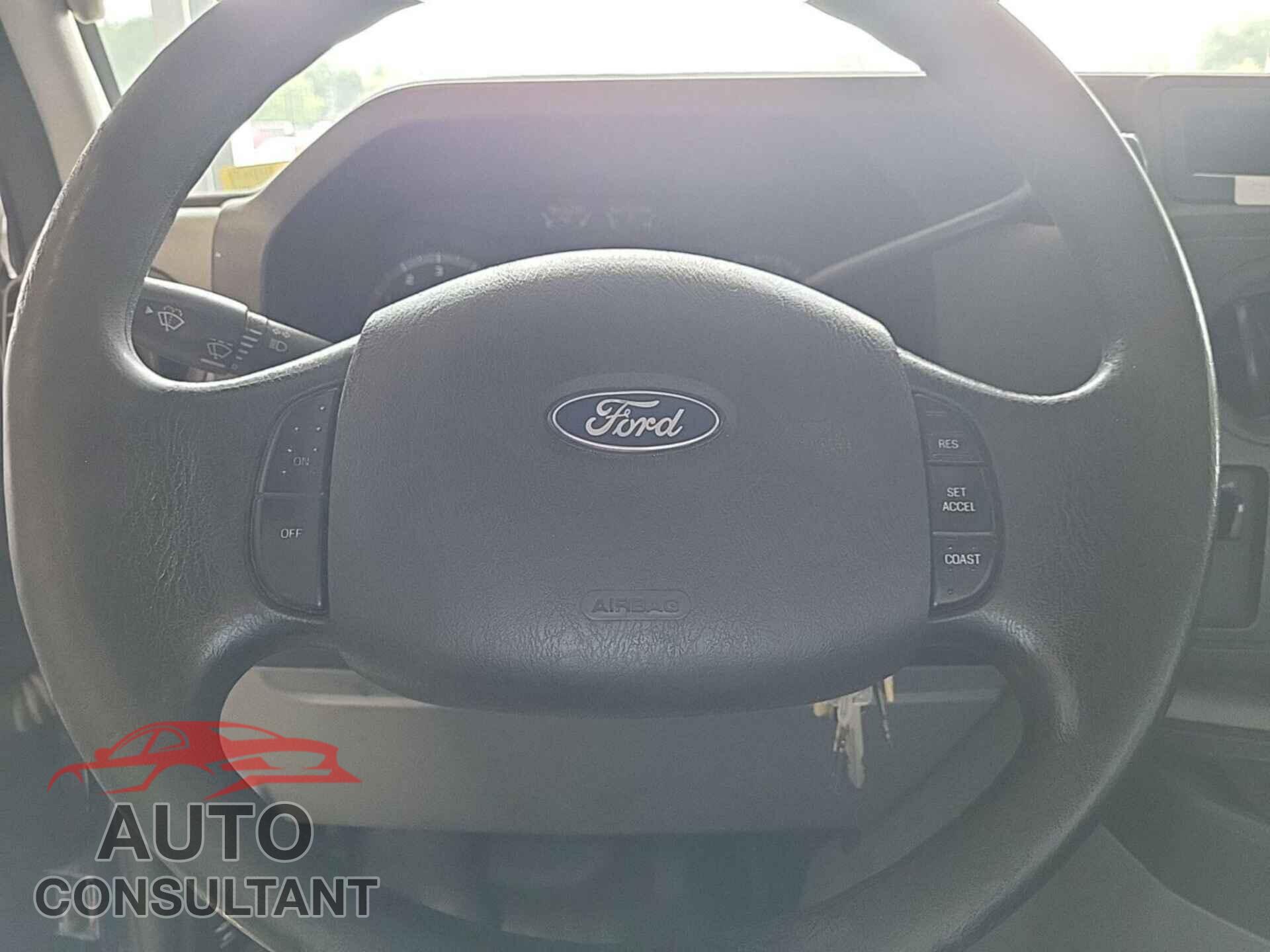 FORD ECONOLINE 2011 - 1FDSE3FL5BDB20199