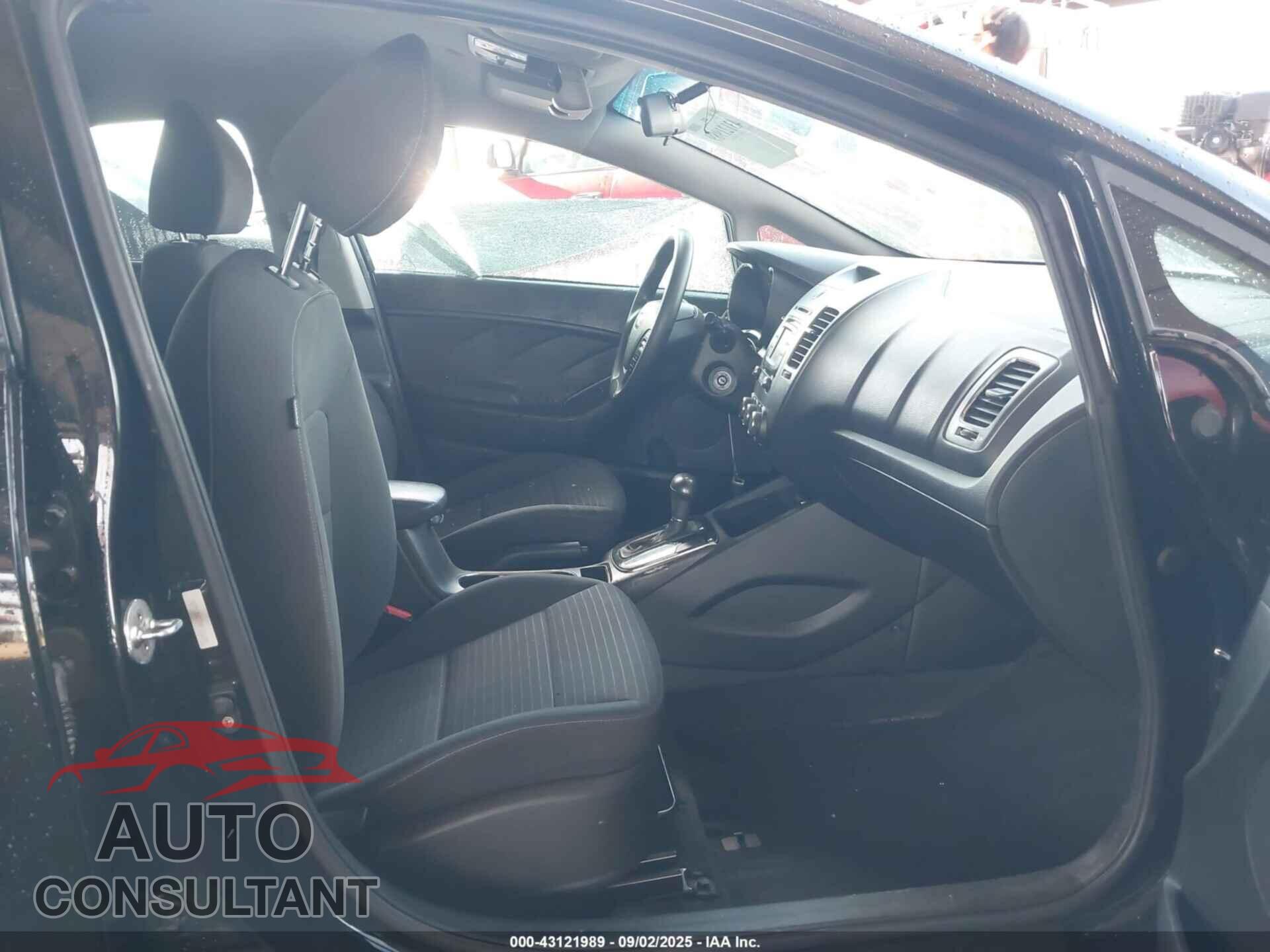 KIA FORTE 2017 - 3KPFL4A77HE131255