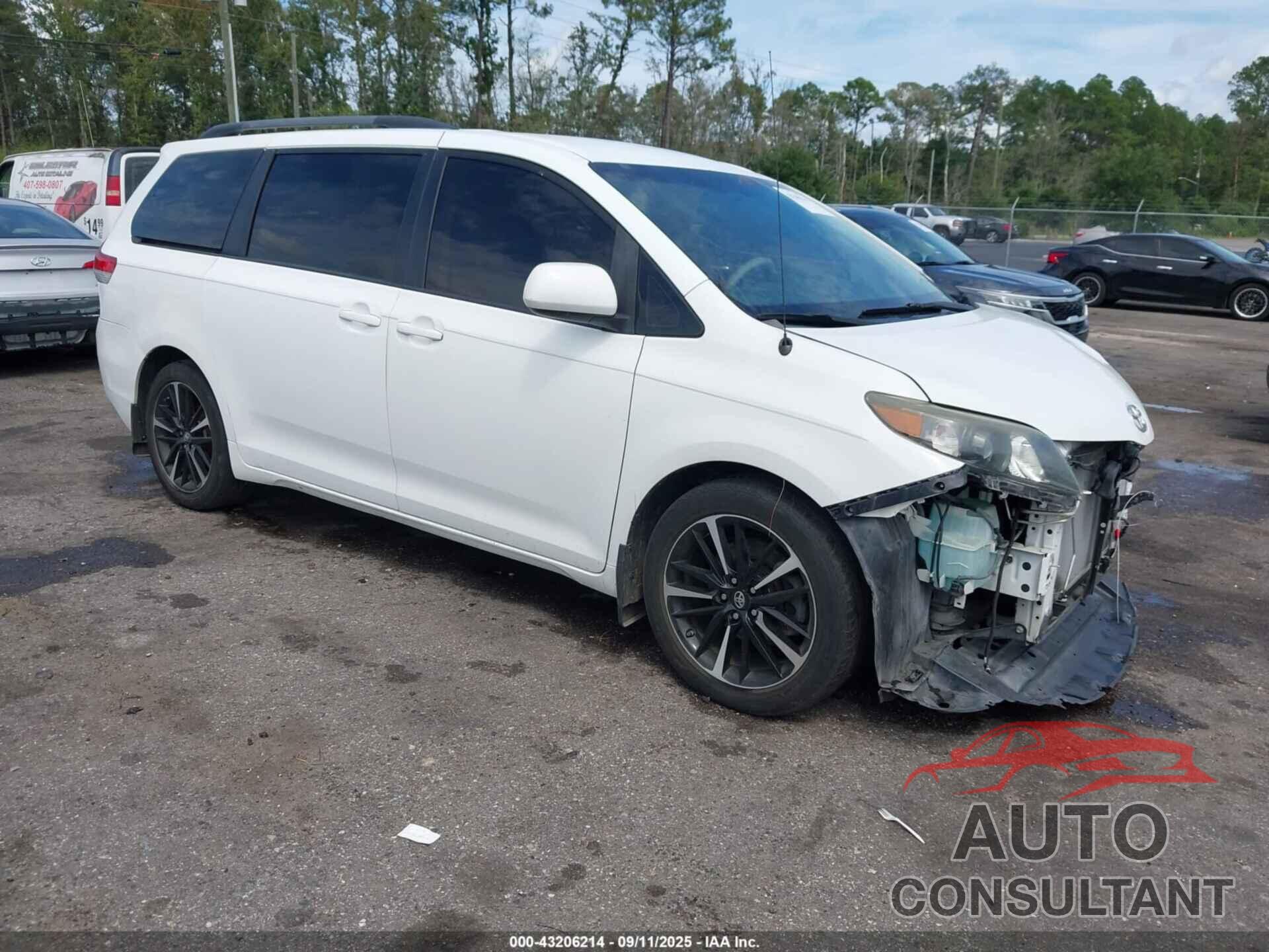 TOYOTA SIENNA 2011 - 5TDKK3DC0BS045108