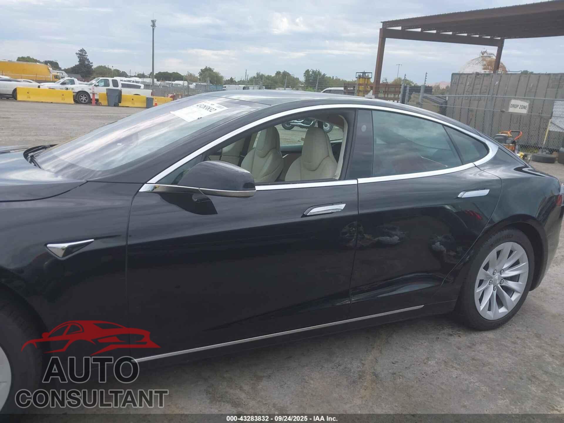 TESLA MODEL S 2017 - 5YJSA1E15HF227629