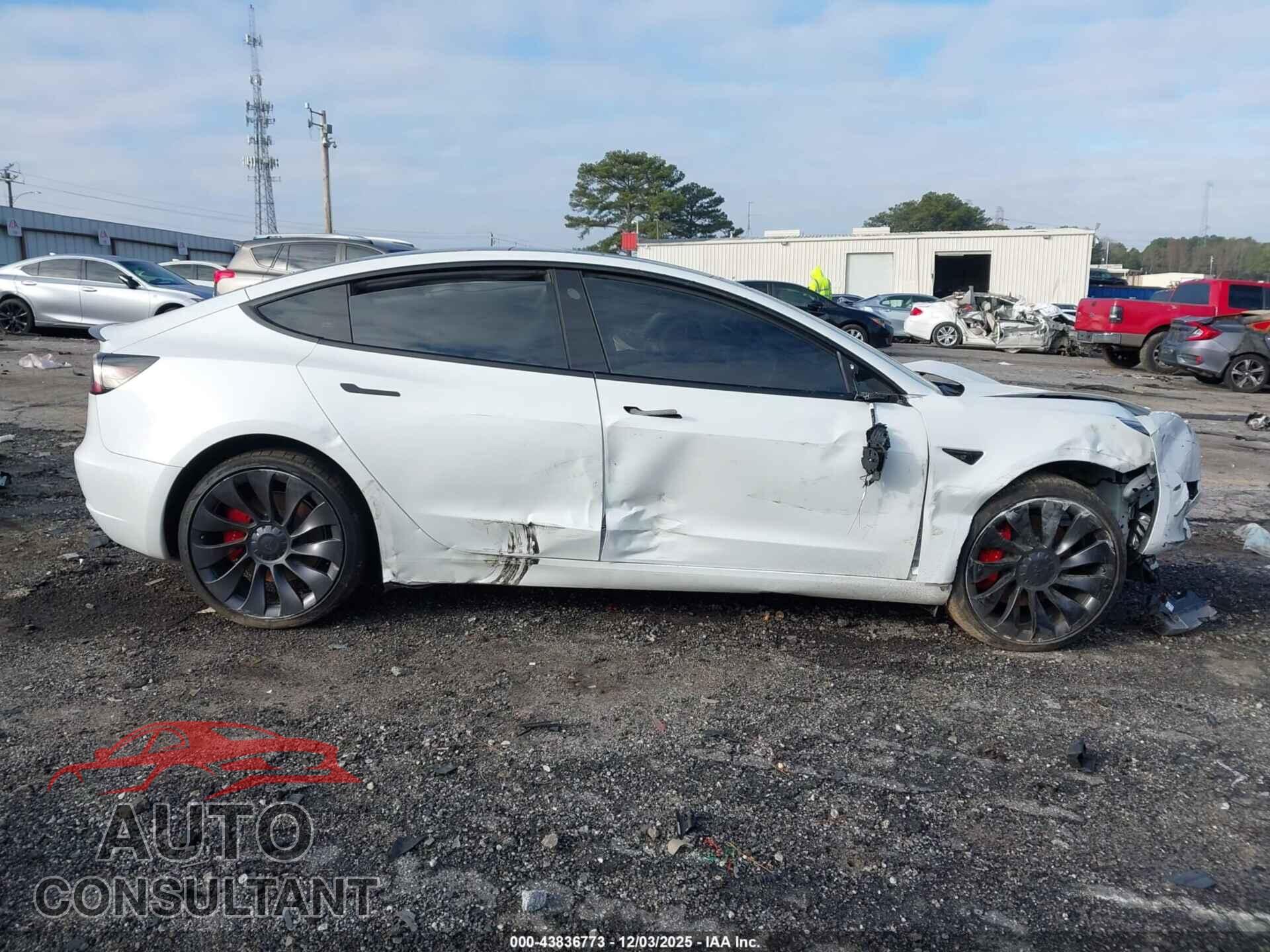 TESLA MODEL 3 2023 - 5YJ3E1EC0PF492452
