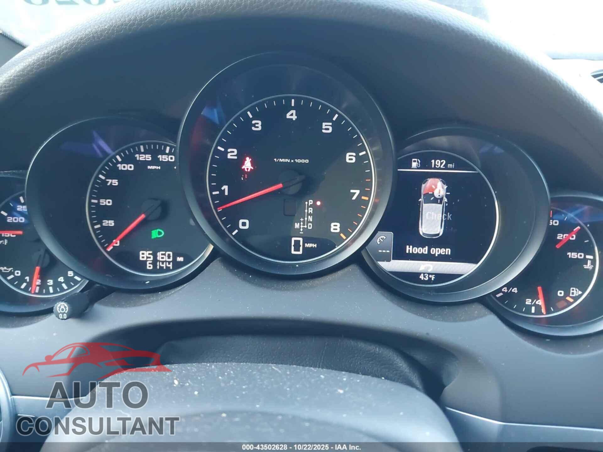 PORSCHE CAYENNE 2016 - WP1AA2A29GKA11752