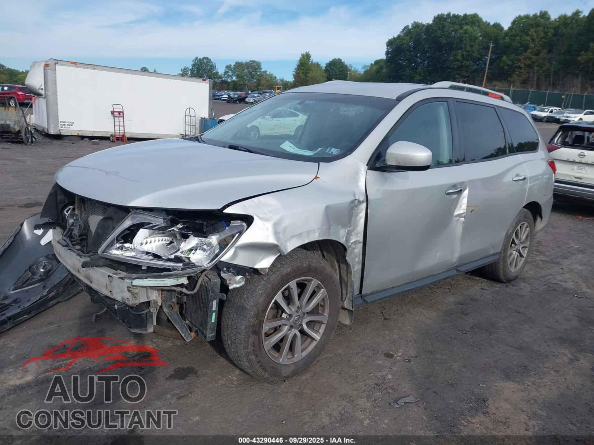 NISSAN PATHFINDER 2015 - 5N1AR2MM2FC713049
