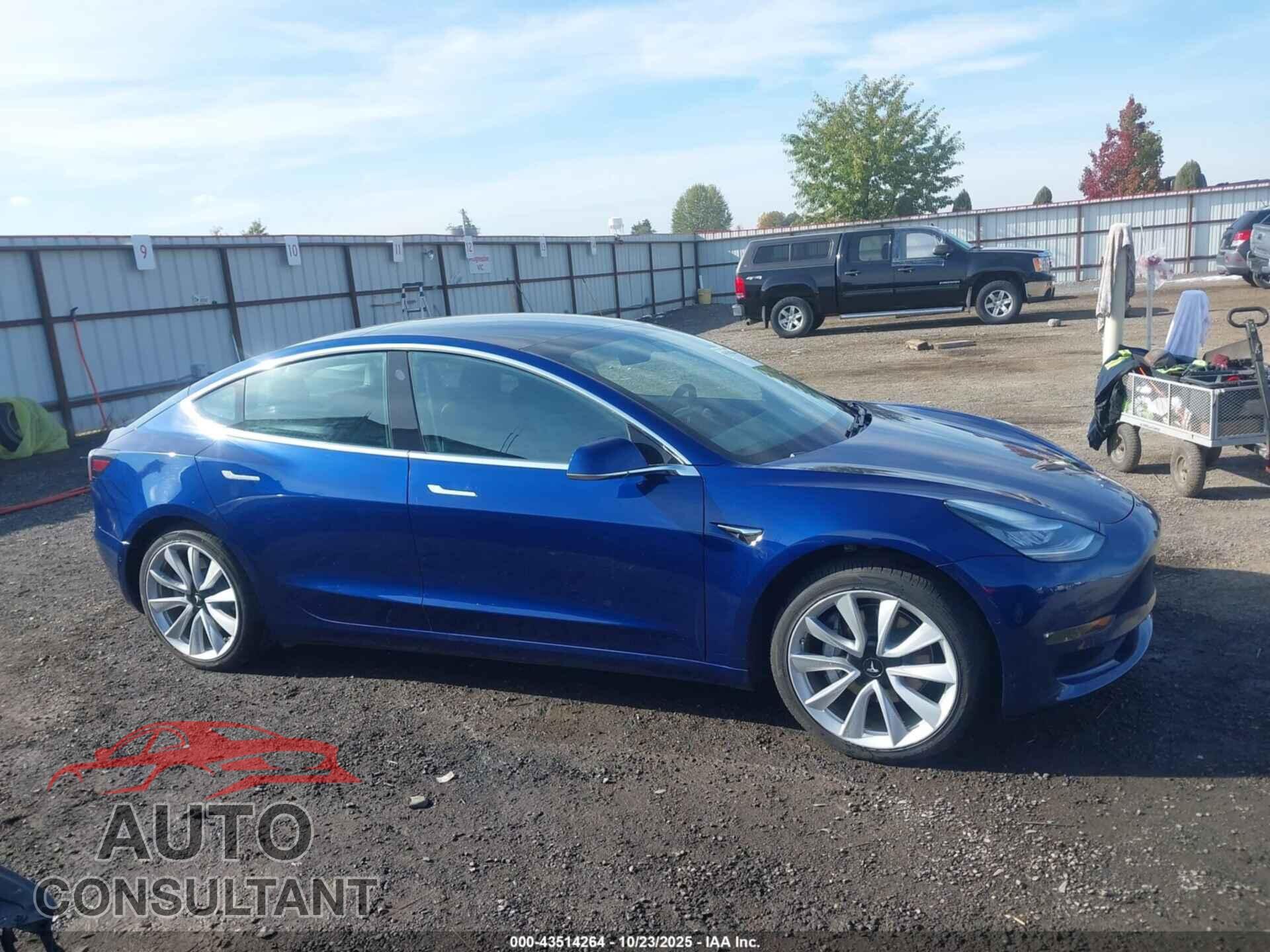 TESLA MODEL 3 2020 - 5YJ3E1EB0LF620626