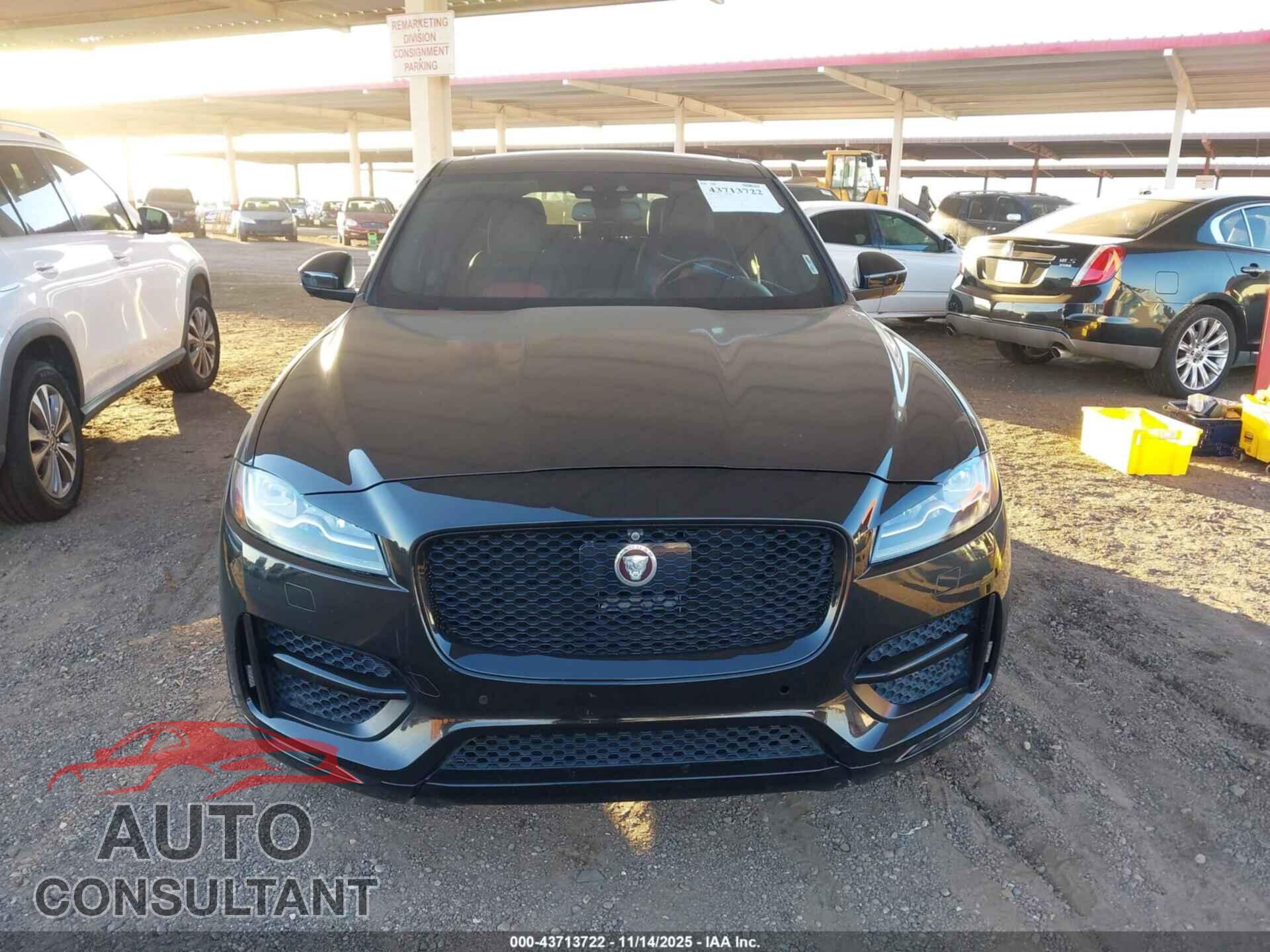 JAGUAR F-PACE 2017 - SADCL2BN0HA095002